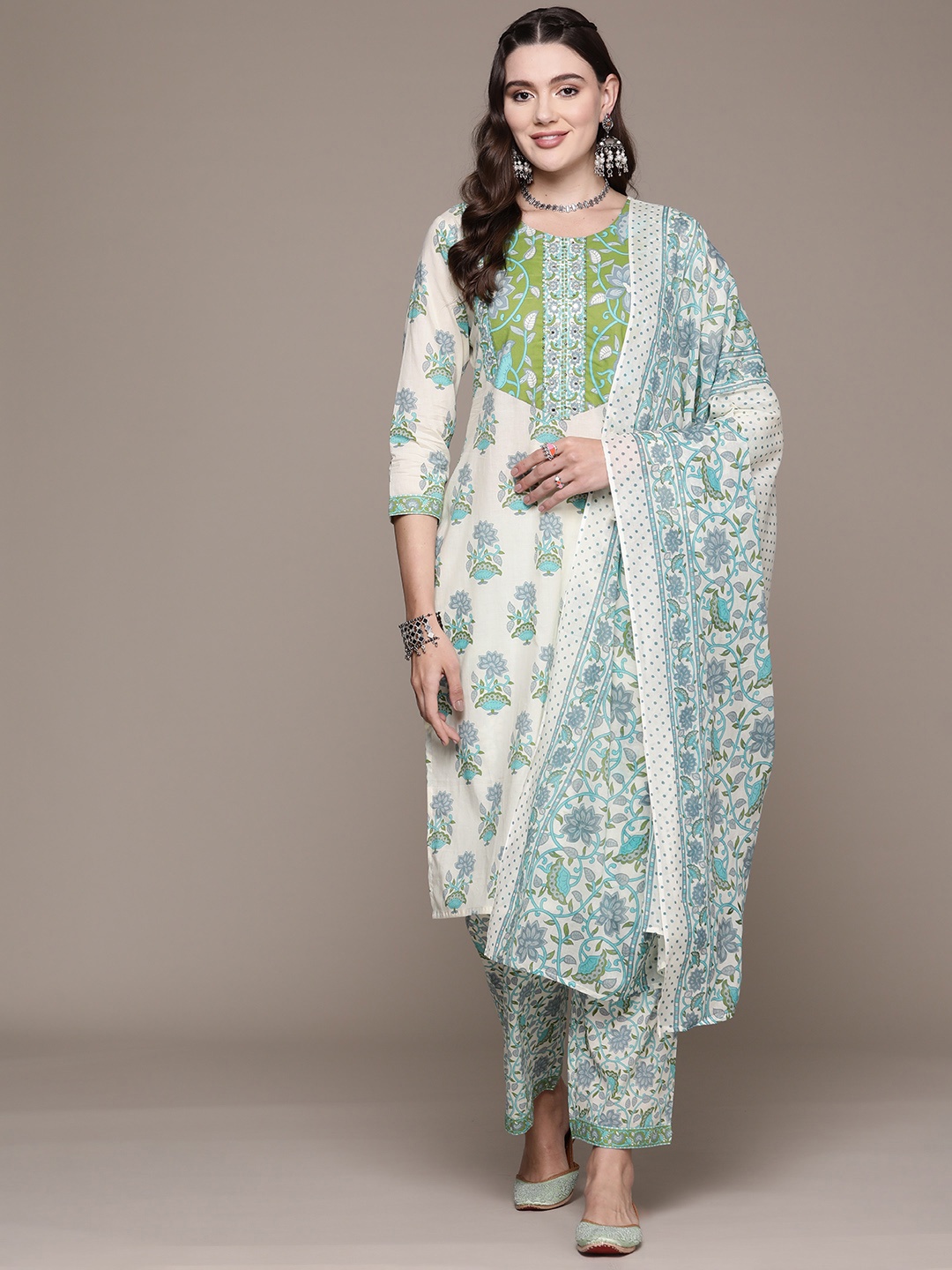 Readiprint Floral Printed Sequinned Pure Cotton Kurta with Trousers & Dupatta, Green
Readiprint Floral Printed Sequinned Pure Cotton Kurta with Trousers & Dupatta, Green