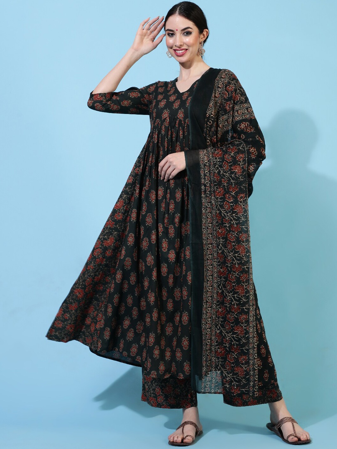GULMOHAR JAIPUR Ethnic Motifs Printed Pure Cotton A-Line Kurta & Palazzo With Dupatta, Green
GULMOHAR JAIPUR Ethnic Motifs Printed Pure Cotton A-Line Kurta & Palazzo With Dupatta, Green