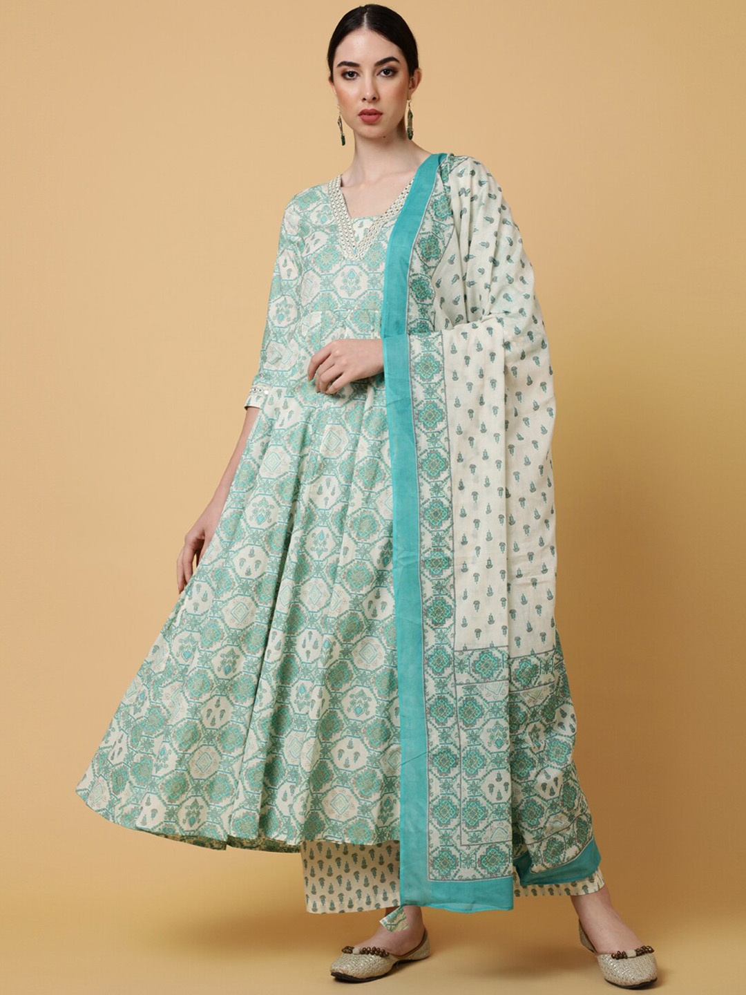 GULMOHAR JAIPUR Ethnic Motifs Printed Pure Cotton Anarkali Kurta & Palazzos With Dupatta, Green
GULMOHAR JAIPUR Ethnic Motifs Printed Pure Cotton Anarkali Kurta & Palazzos With Dupatta, Green