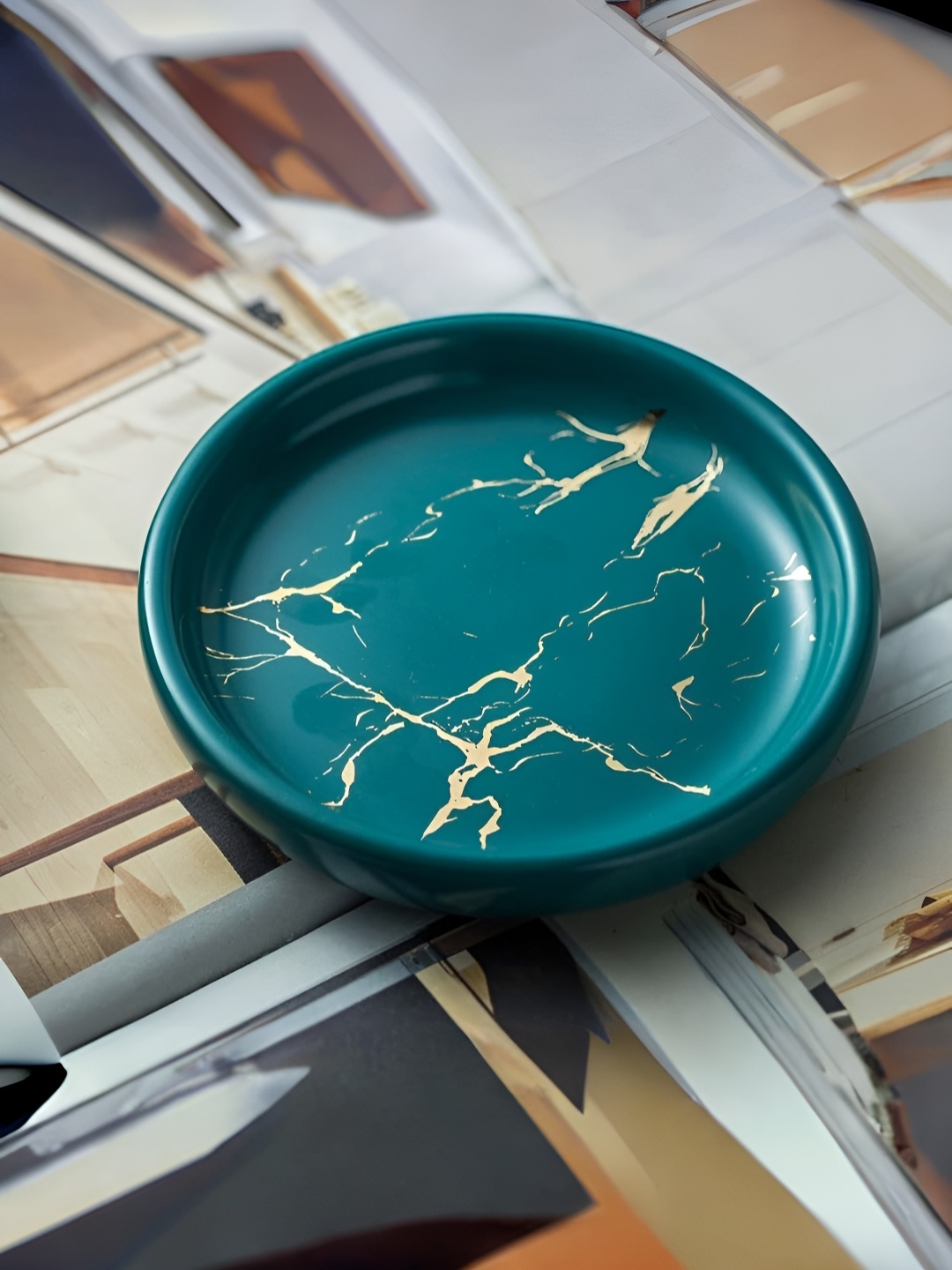 The Better Home Green & Beige Printed Ceramic Soap Dish