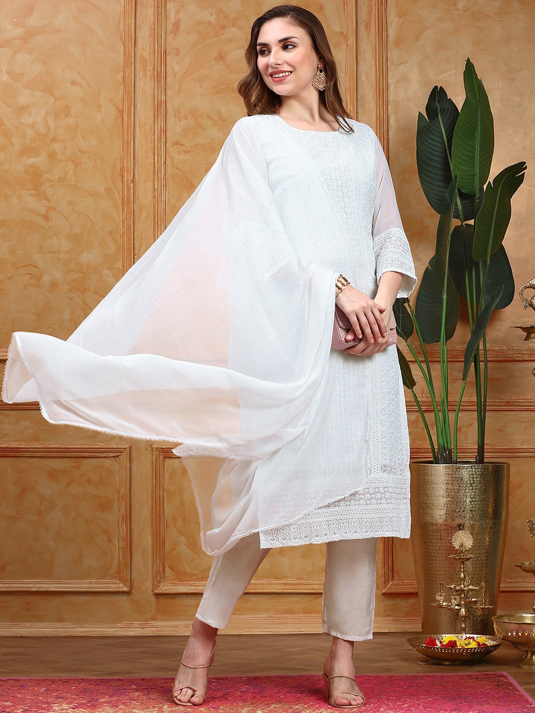 Ishin Paisley Embroidered Regular Chikankari Kurta with Trousers & With Dupatta, White
Ishin Paisley Embroidered Regular Chikankari Kurta with Trousers & With Dupatta, White