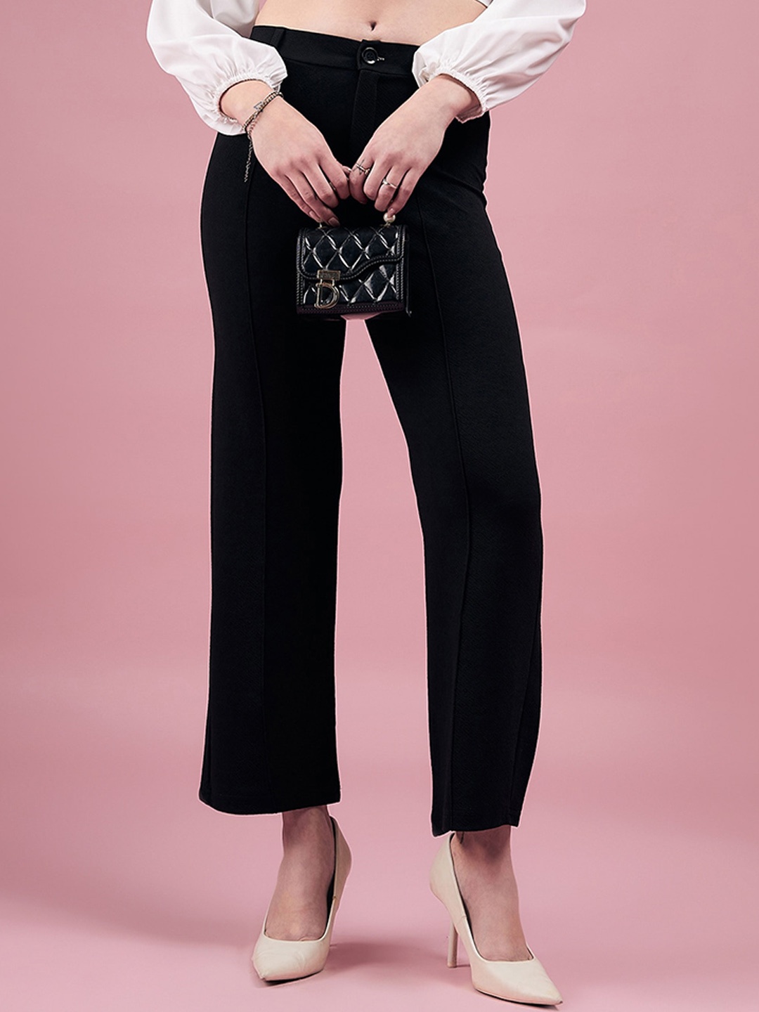 DressBerry Women Black Relaxed Straight Fit High-Rise Easy Wash Pleated Parallel Trousers
DressBerry Women Black Relaxed Straight Fit High-Rise Easy Wash Pleated Parallel Trousers