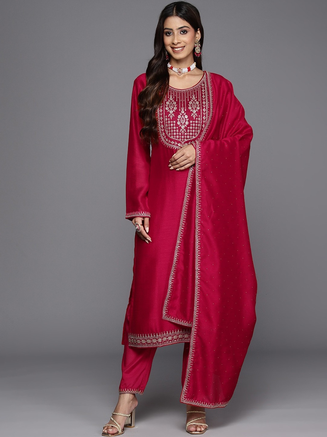 Growdamy Women Ethnic Motifs Yoke Design Regular Thread Work Kurta with Trousers & With Dupatta, Red
Growdamy Women Ethnic Motifs Yoke Design Regular Thread Work Kurta with Trousers & With Dupatta, Red