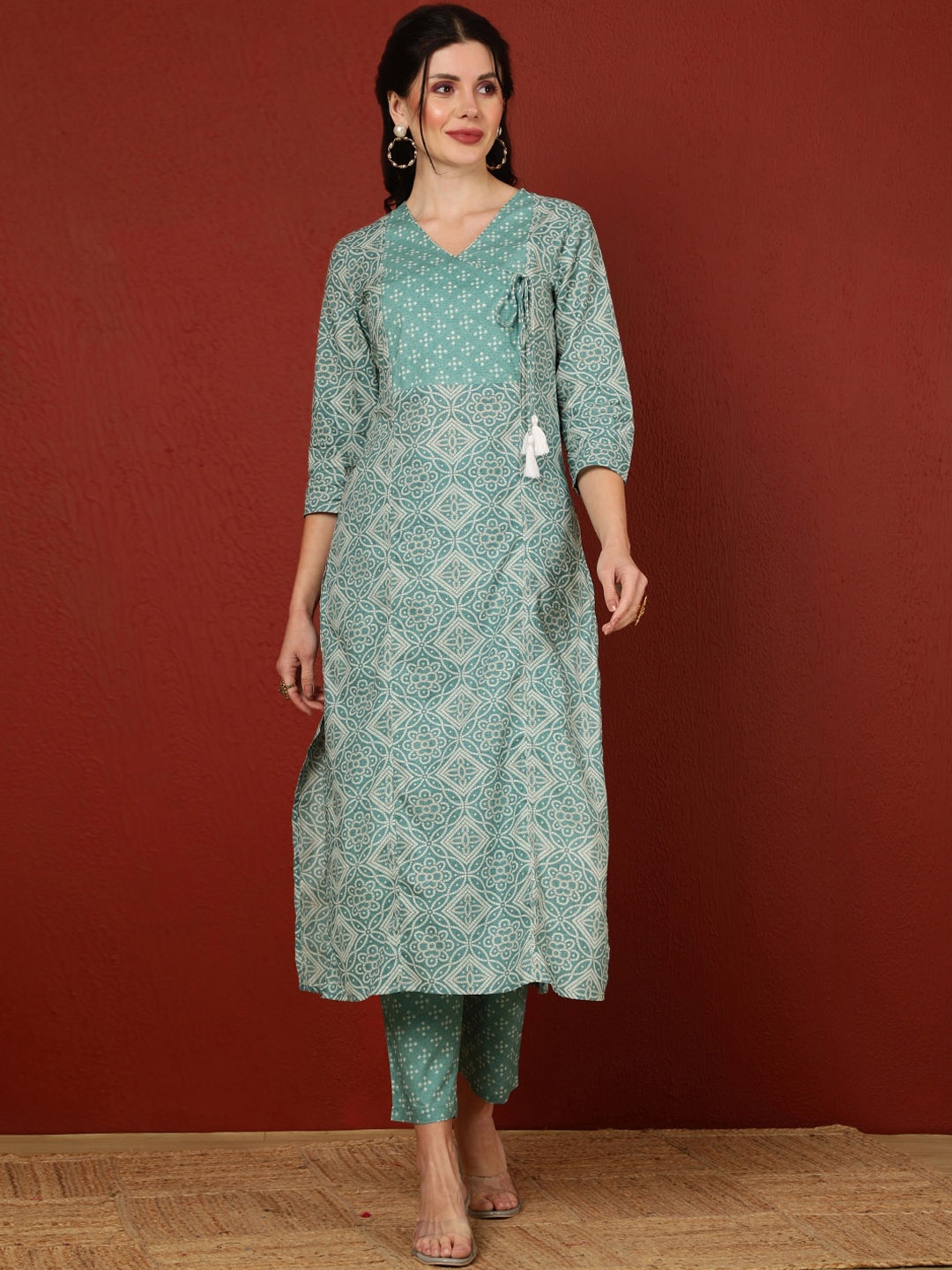 GULMOHAR JAIPUR Women Bandhani Printed Angrakha Pure Cotton Kurta with Trousers, Grey
GULMOHAR JAIPUR Women Bandhani Printed Angrakha Pure Cotton Kurta with Trousers, Grey