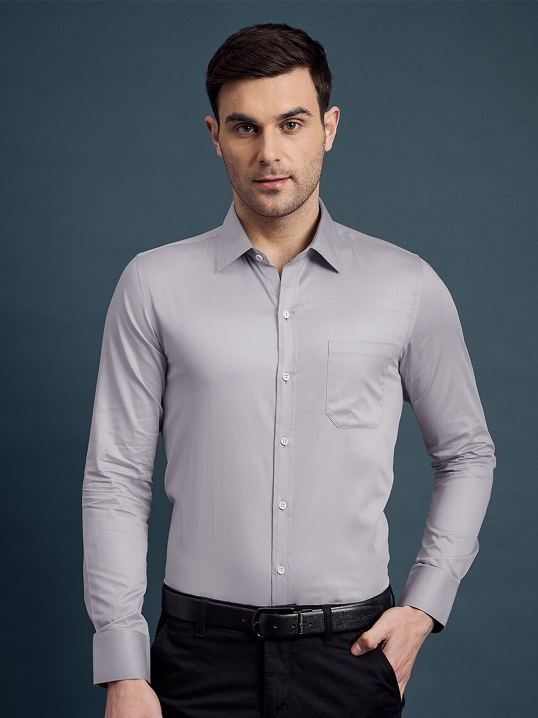 LOUIS STITCH India Slim Cotton Slim Fit Spread Collar Curved Formal Shirt, Grey
LOUIS STITCH India Slim Cotton Slim Fit Spread Collar Curved Formal Shirt, Grey
