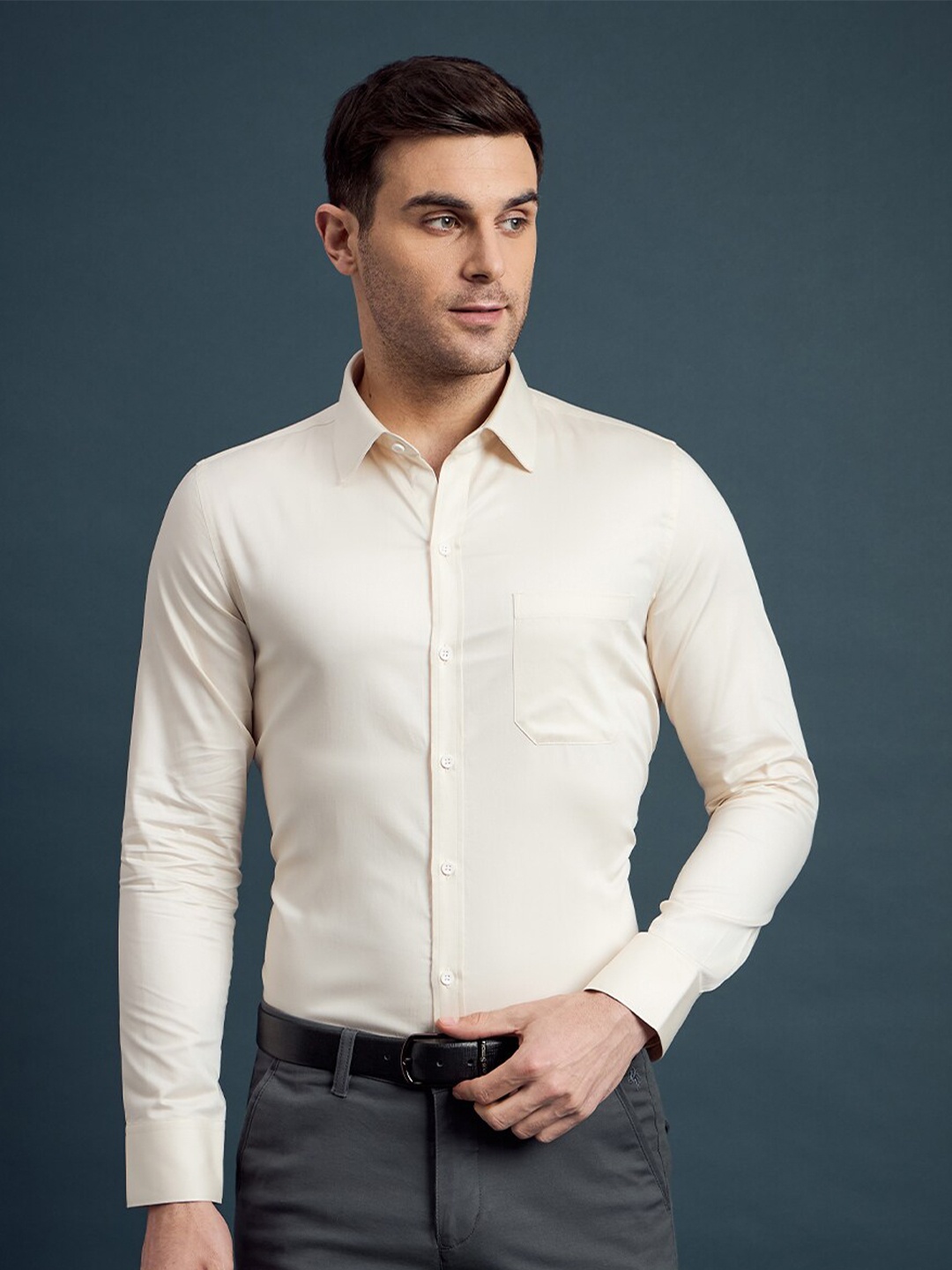 LOUIS STITCH India Slim Cotton Slim Fit Spread Collar Curved Formal Shirt, Cream
LOUIS STITCH India Slim Cotton Slim Fit Spread Collar Curved Formal Shirt, Cream