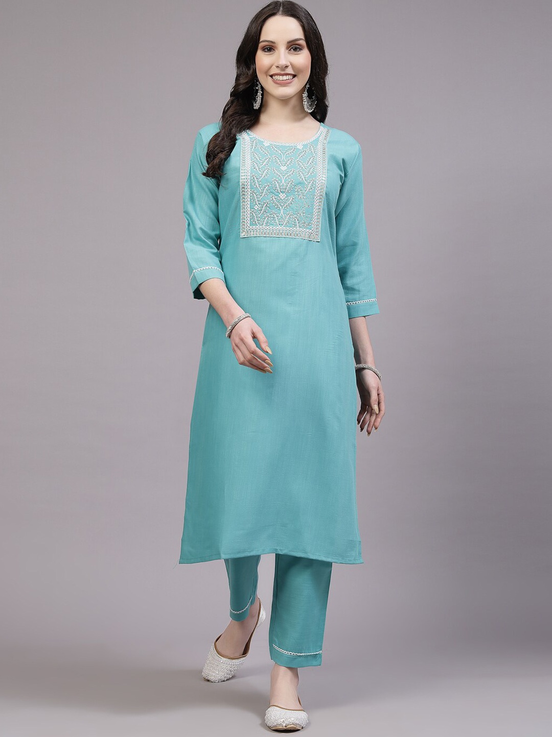 BAESD Women Floral Yoke Design Regular Sequinned Kurta with Trousers & With Dupatta, Sea green
BAESD Women Floral Yoke Design Regular Sequinned Kurta with Trousers & With Dupatta, Sea green
