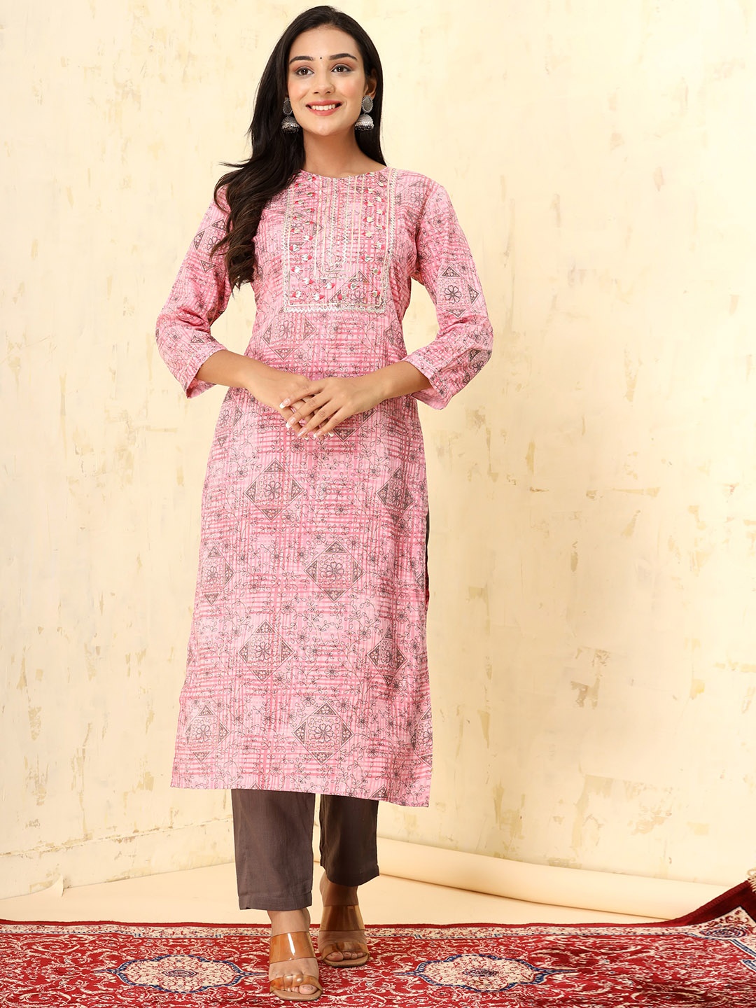 AAYUMI Women Floral Printed Regular Thread Work Pure Cotton Kurta with Trousers, Pink
AAYUMI Women Floral Printed Regular Thread Work Pure Cotton Kurta with Trousers, Pink