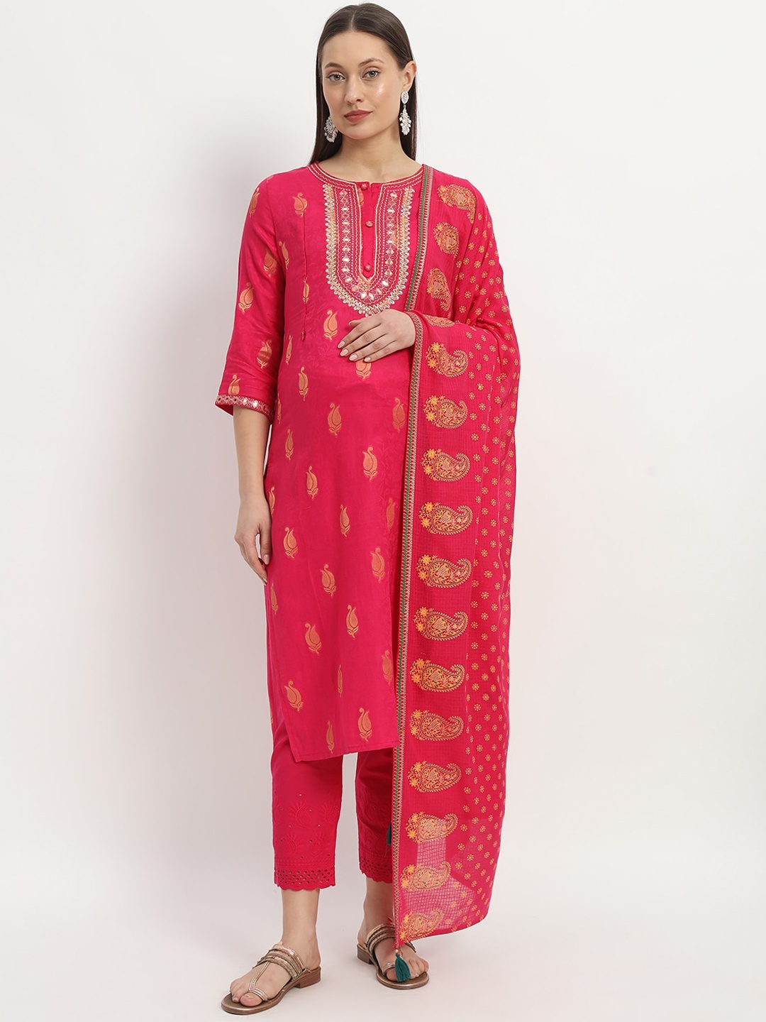 mumzhug Women Regular Thread Work Pure Cotton Kurta with Trousers & With Dupatta, Fuchsia
mumzhug Women Regular Thread Work Pure Cotton Kurta with Trousers & With Dupatta, Fuchsia