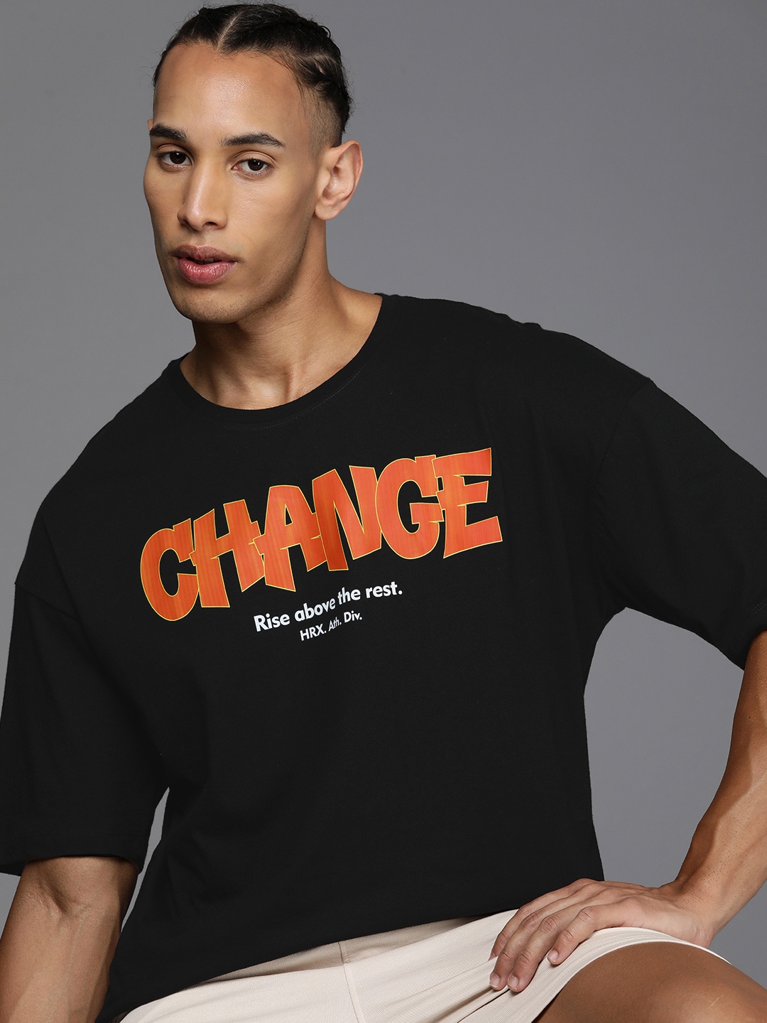 HRX by Hrithik Roshan Men Printed Oversized Drop-Shoulder Sleeves Pure Cotton T-shirt, Black
HRX by Hrithik Roshan Men Printed Oversized Drop-Shoulder Sleeves Pure Cotton T-shirt, Black