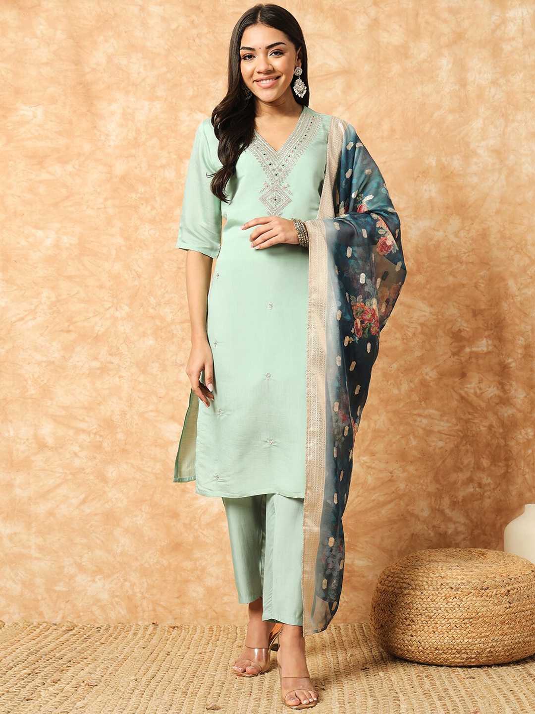 KALINI Ethnic Motifs Embroidered Regular Thread Work Kurta with Trousers & With Dupatta, Turquoise blue
KALINI Ethnic Motifs Embroidered Regular Thread Work Kurta with Trousers & With Dupatta, Turquoise blue