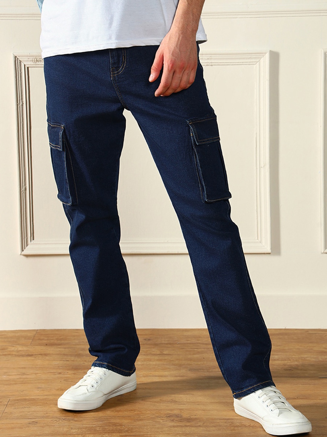 Dennis Lingo Men Straight Fit Mid-Rise Dark Shade Clean Look Stretchable Cargo Jeans, Navy blue
Dennis Lingo Men Straight Fit Mid-Rise Dark Shade Clean Look Stretchable Cargo Jeans, Navy blue
