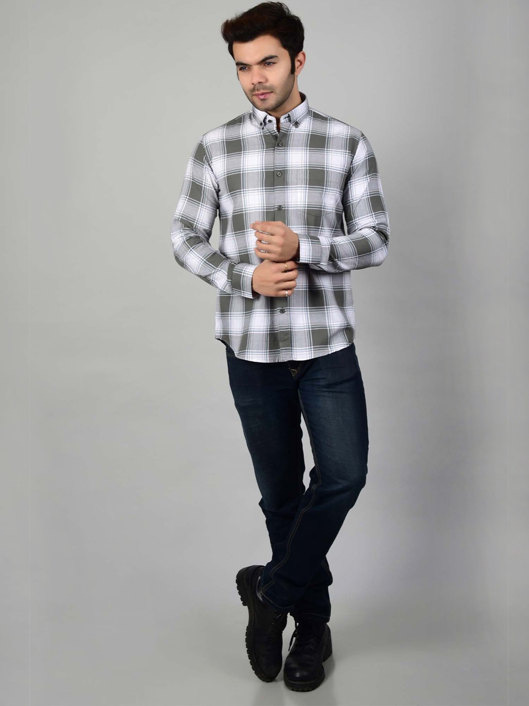 4400BC Button Down Collar Long Sleeves Tartan Checks India Slim Cotton Regular Fit Shirt, Grey
4400BC Button Down Collar Long Sleeves Tartan Checks India Slim Cotton Regular Fit Shirt, Grey