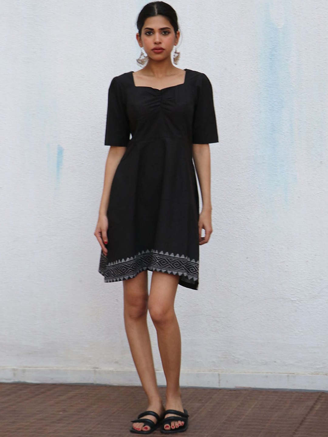 Chidiyaa Ethnic Motif Block Printed Puff Sleeve Ruched Pure Cotton A-Line Ethnic Dress, Black
Chidiyaa Ethnic Motif Block Printed Puff Sleeve Ruched Pure Cotton A-Line Ethnic Dress, Black