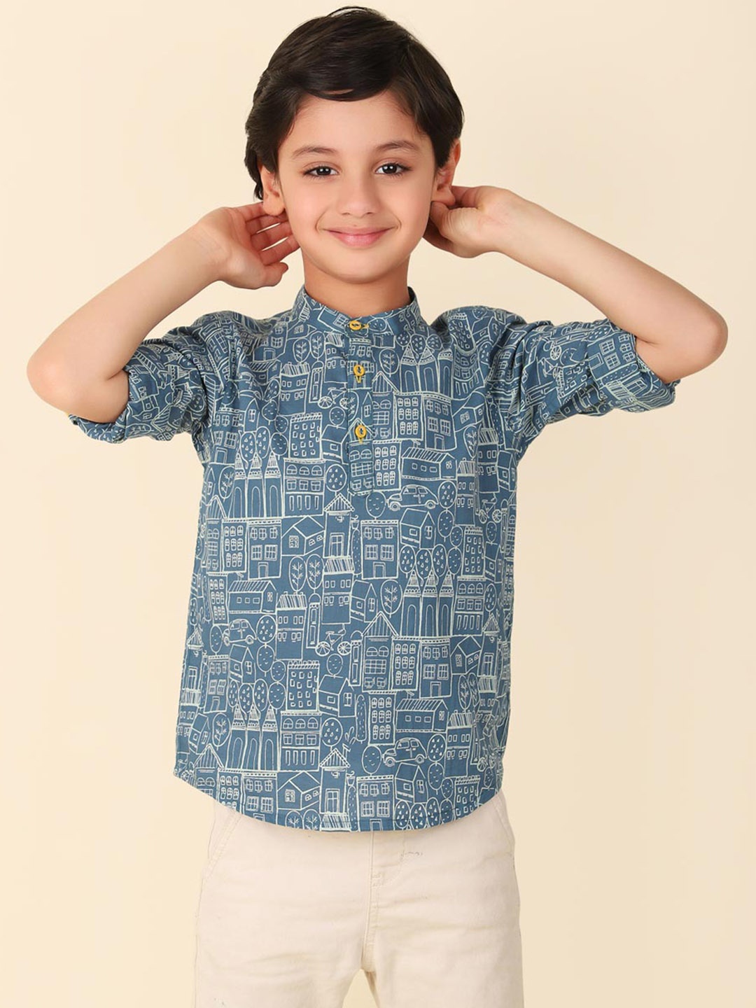 Fabindia Woven Design Printed Mandarin Neck Roll-Up Sleeves Straight Short Kurta, Blue
Fabindia Woven Design Printed Mandarin Neck Roll-Up Sleeves Straight Short Kurta, Blue