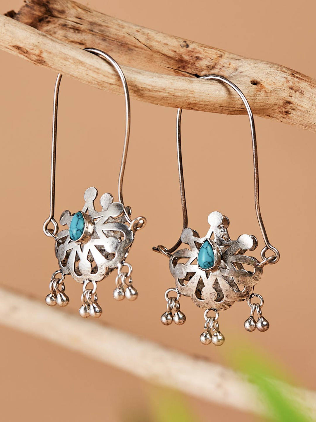 Fabindia Silver Floral Hoop Earrings 
Fabindia Silver Floral Hoop Earrings