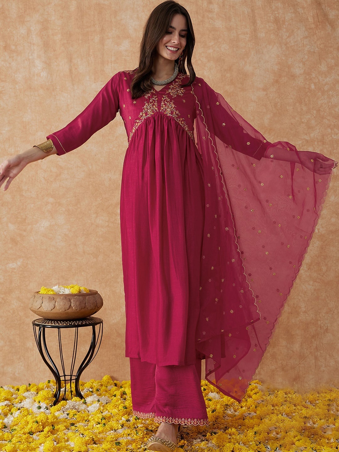 Momina Fashion Floral Yoke Design Empire Thread Work Kurta With Trousers & Dupatta, Pink
Momina Fashion Floral Yoke Design Empire Thread Work Kurta With Trousers & Dupatta, Pink