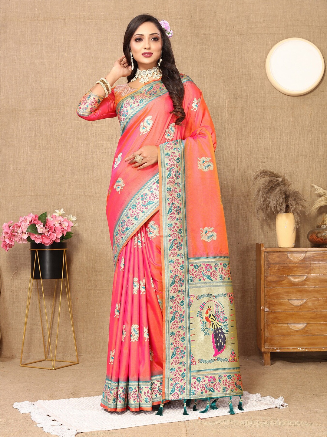 Divyadham Textiles Ethnic Motifs Woven Design Zari Pure Silk Paithani Banarasi Saree, Peach
Divyadham Textiles Ethnic Motifs Woven Design Zari Pure Silk Paithani Banarasi Saree, Peach