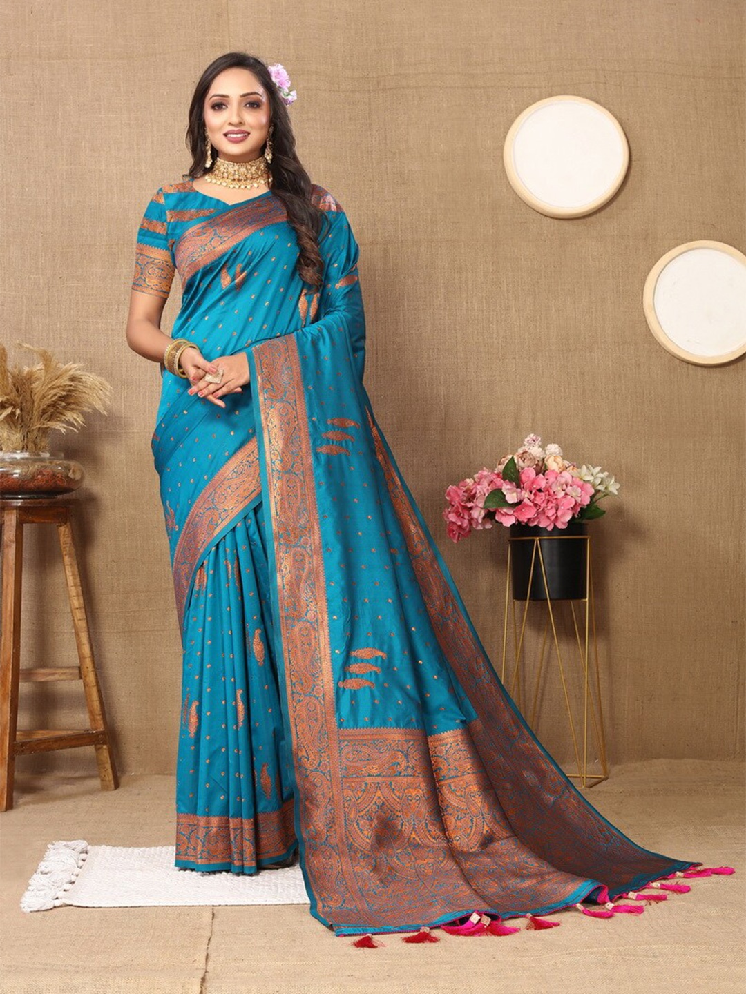 Divyadham Textiles Ethnic Motifs Woven Design Zari Pure Silk Banarasi Saree, Turquoise blue
Divyadham Textiles Ethnic Motifs Woven Design Zari Pure Silk Banarasi Saree, Turquoise blue