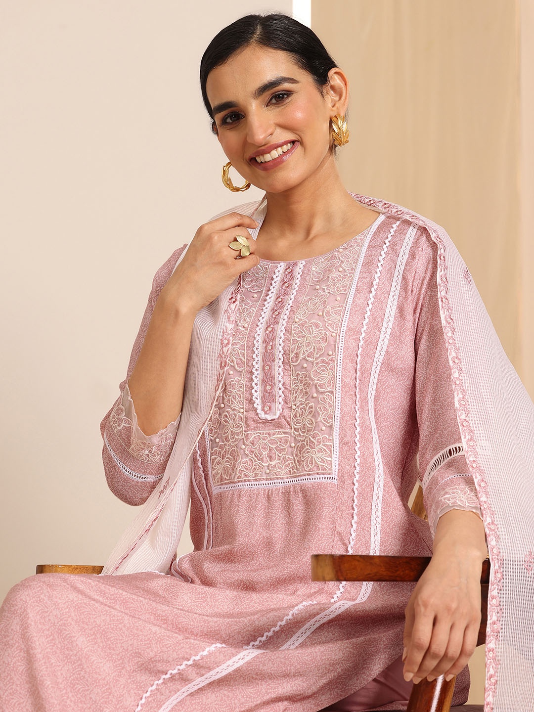 Libas Floral Yoke Design Thread Work Chanderi Silk Kurta with Trousers & With Dupatta, Peach
Libas Floral Yoke Design Thread Work Chanderi Silk Kurta with Trousers & With Dupatta, Peach