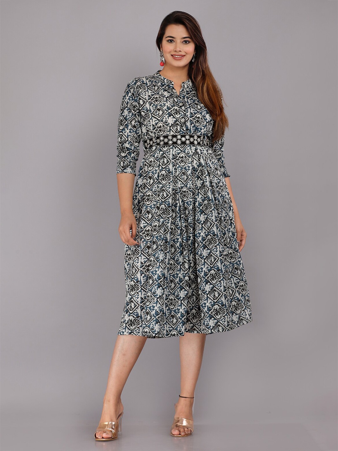 HIGHLIGHT FASHION EXPORT Ethnic Motifs Print Cotton Mandarin Collar Fit & Flare Midi Dress, Grey
HIGHLIGHT FASHION EXPORT Ethnic Motifs Print Cotton Mandarin Collar Fit & Flare Midi Dress, Grey