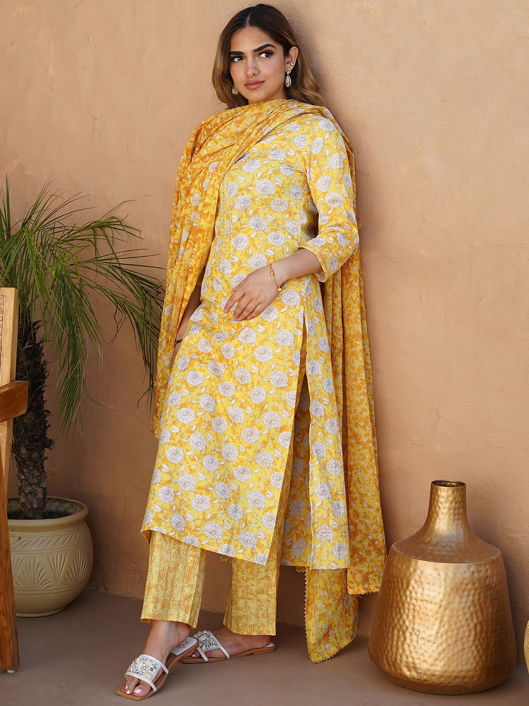 Libas Women Floral Printed Pure Cotton Gotta Patti Kurta With Palazzos & Dupatta, Yellow
Libas Women Floral Printed Pure Cotton Gotta Patti Kurta With Palazzos & Dupatta, Yellow