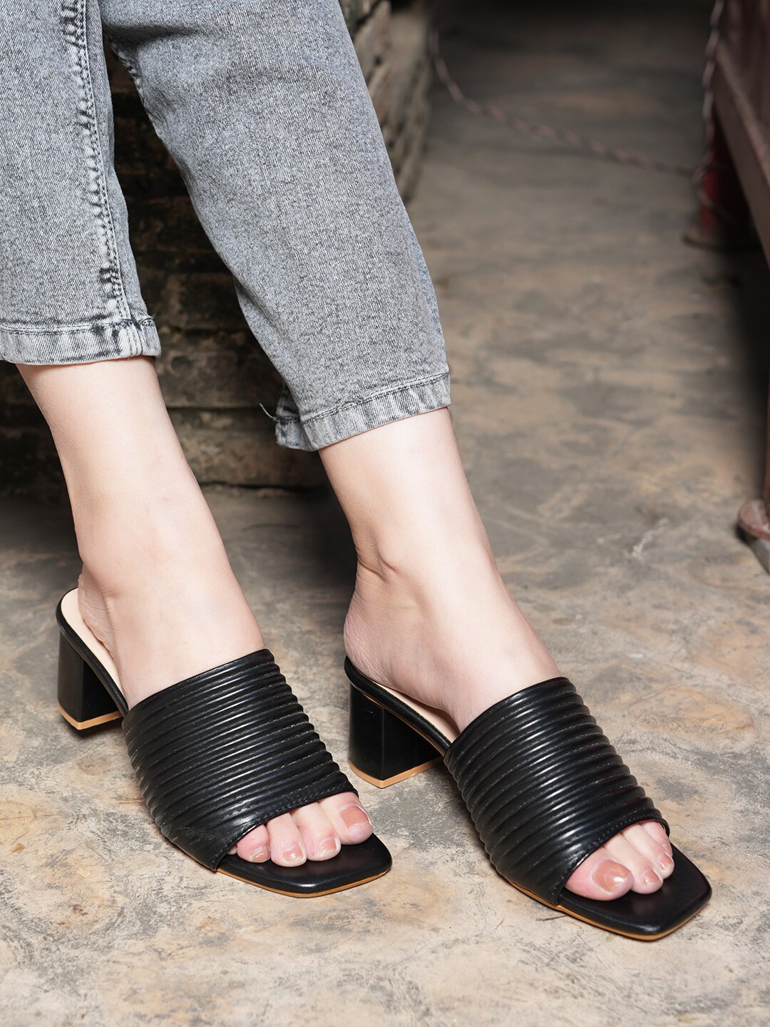 CORSICA Textured Block Sandals, Black