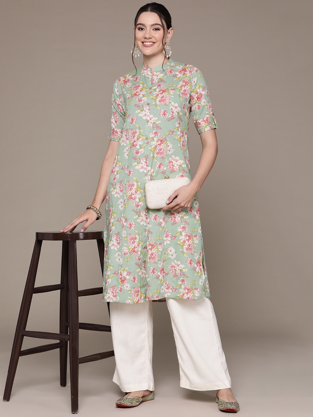 Readiprint Floral Printed Mandarin Collar Roll-Up Sleeves Pure Cotton Kurta, Green
Readiprint Floral Printed Mandarin Collar Roll-Up Sleeves Pure Cotton Kurta, Green