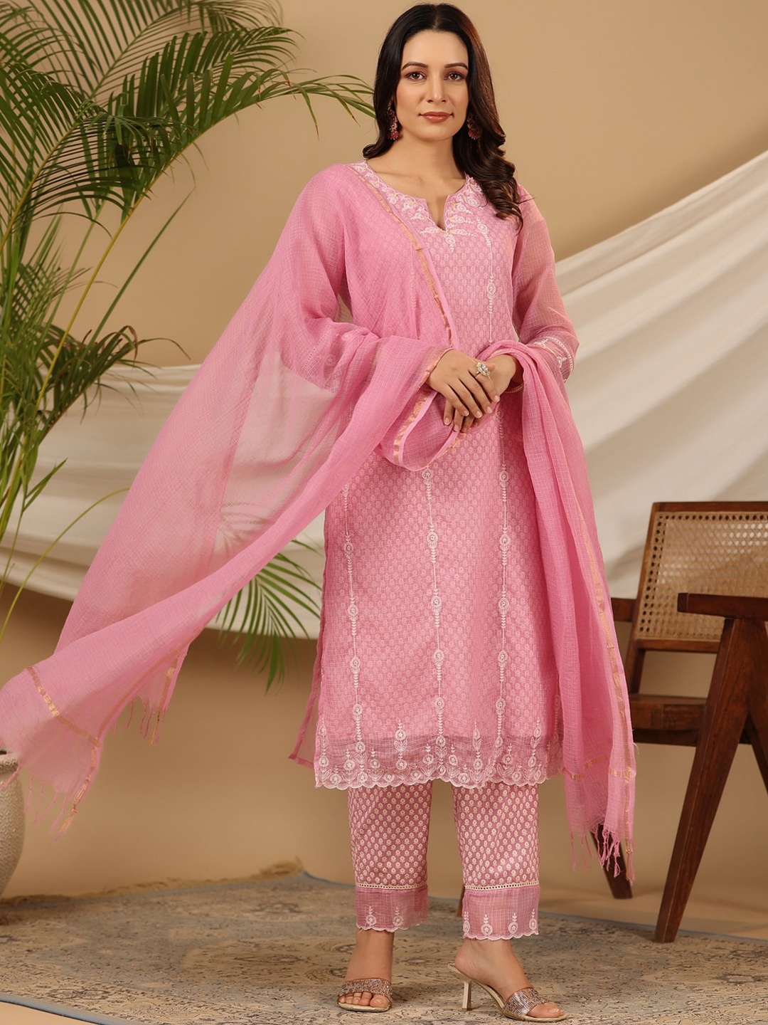 Juniper Ethnic Motifs Embroidered Layered Thread Work Kurta with Trouser & Dupatta, Pink
Juniper Ethnic Motifs Embroidered Layered Thread Work Kurta with Trouser & Dupatta, Pink