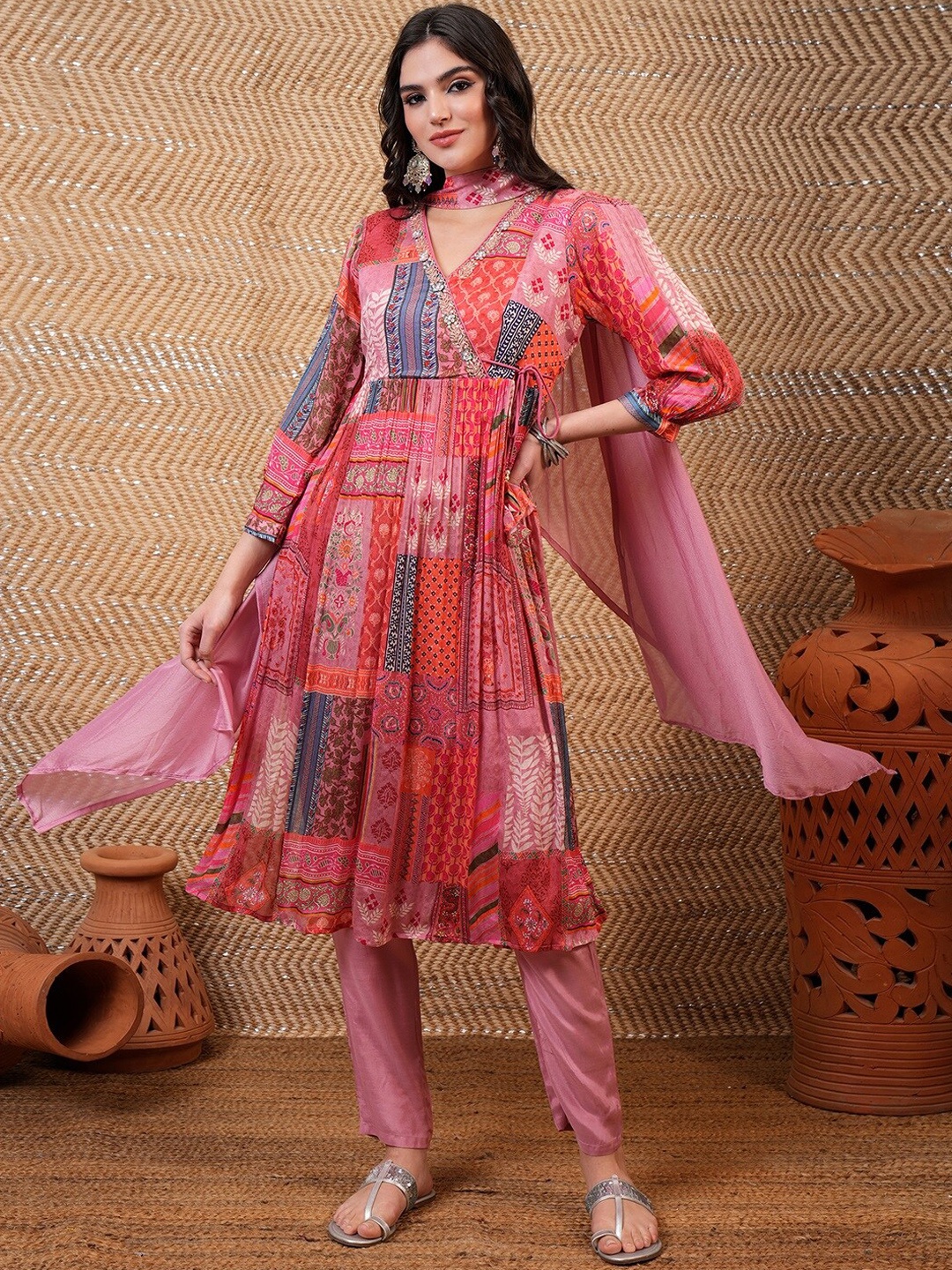 Vishudh Floral Printed Angrakha Beads and Stones Kurta with Trousers & Dupatta, Rose
Vishudh Floral Printed Angrakha Beads and Stones Kurta with Trousers & Dupatta, Rose