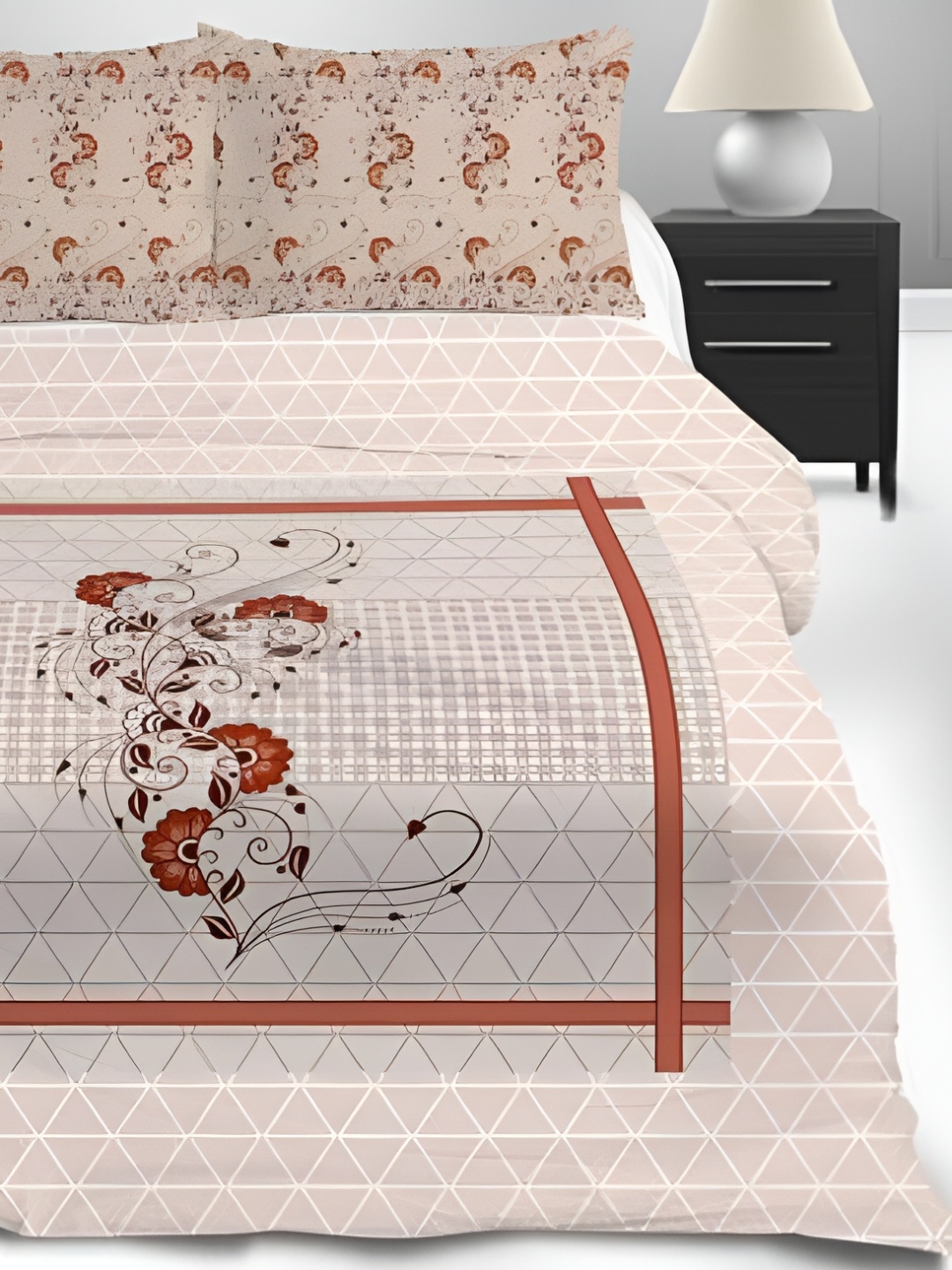 Signature Beige & White Floral King Bedsheet with 2 Pillow Covers
