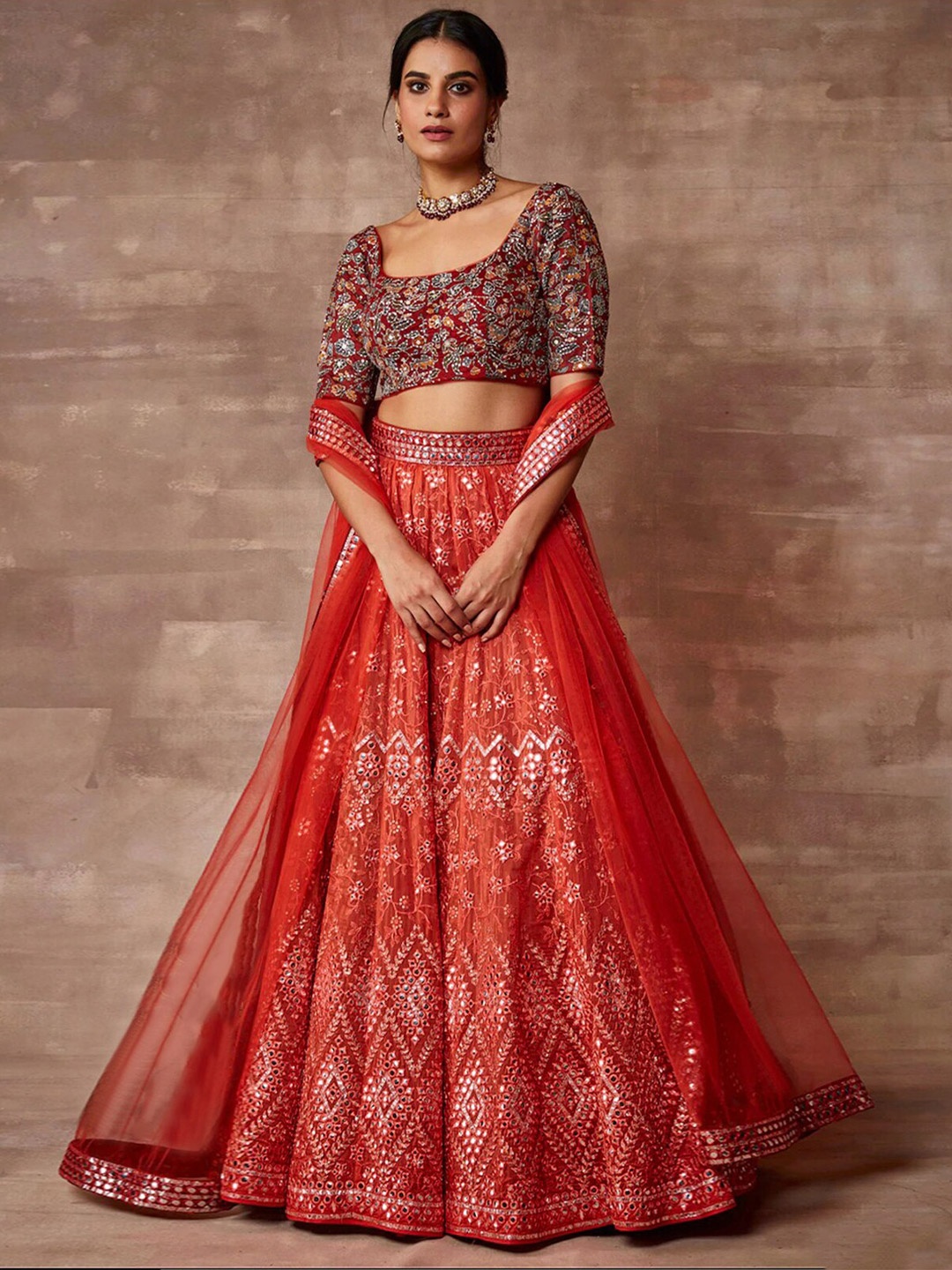 ODETTE Floral Embroidered Sequinned Semi-Stitched Lehenga & Blouse With Dupatta, Red
ODETTE Floral Embroidered Sequinned Semi-Stitched Lehenga & Blouse With Dupatta, Red