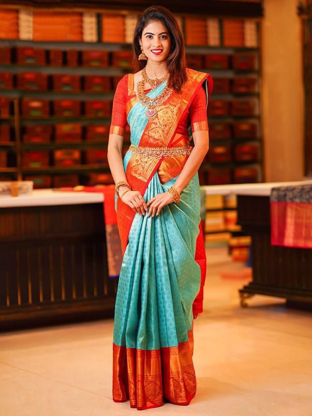 bansari textiles Ethnic Motifs Woven Design Zari Pure Silk Kanjeevaram Saree, Turquoise blue
bansari textiles Ethnic Motifs Woven Design Zari Pure Silk Kanjeevaram Saree, Turquoise blue