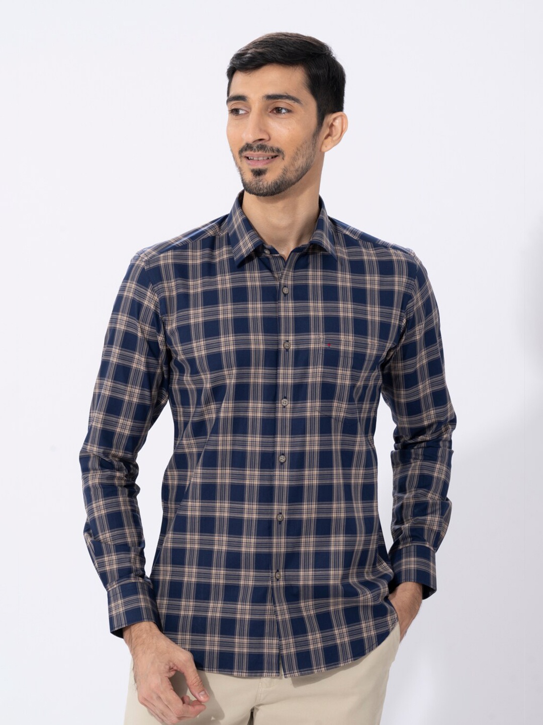 Sero Spread Collar Long Sleeves Smart Tailored Fit Checked Cotton Formal Shirt, Blue
Sero Spread Collar Long Sleeves Smart Tailored Fit Checked Cotton Formal Shirt, Blue
