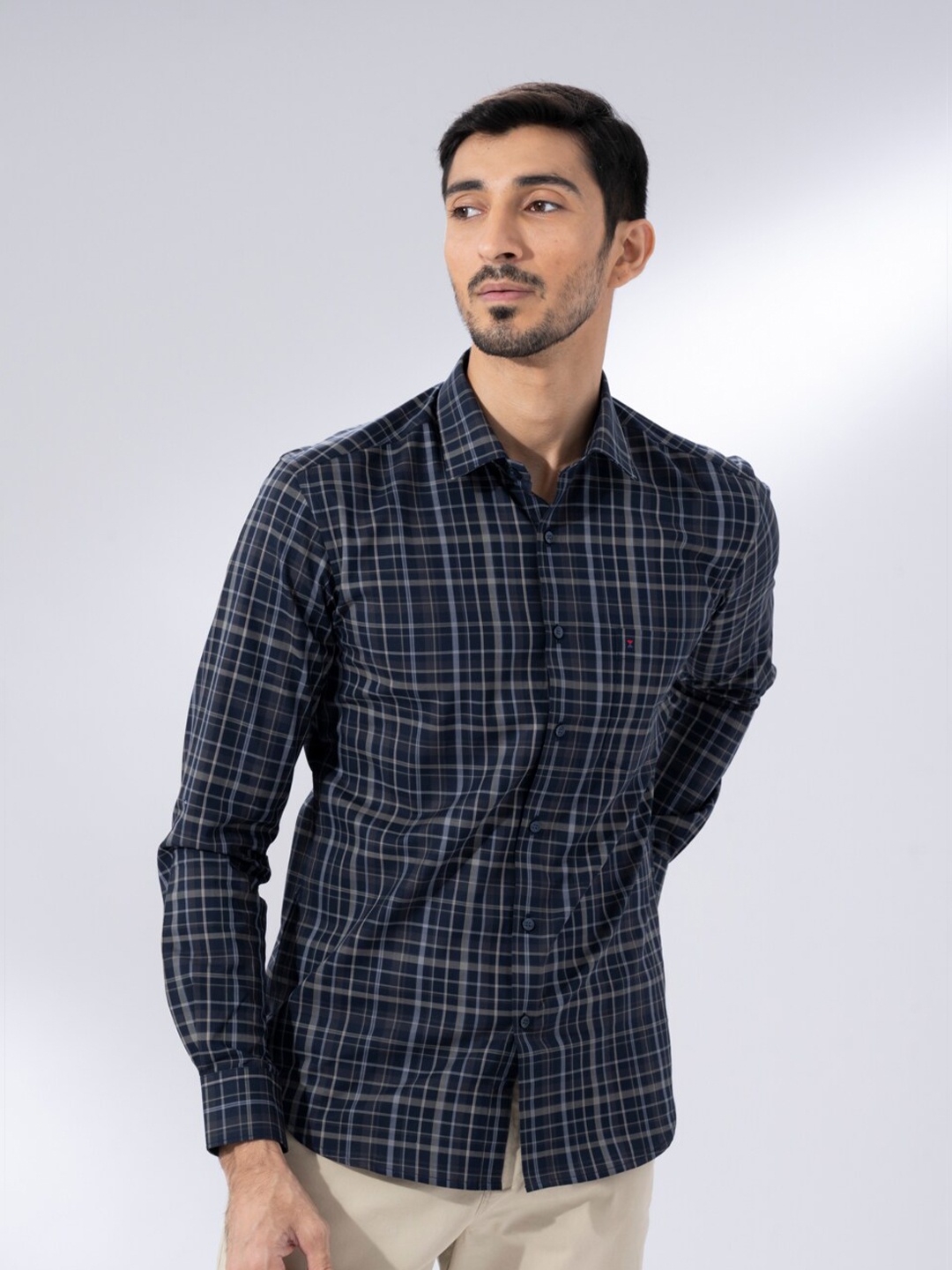 Sero Spread Collar Long Sleeves Smart Tailored Fit Checked Cotton Formal Shirt, Brown
Sero Spread Collar Long Sleeves Smart Tailored Fit Checked Cotton Formal Shirt, Brown