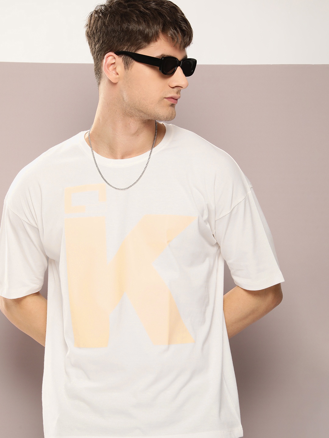 Kook N Keech Men Brand Logo Printed Oversized Drop-Shoulder Sleeves Pure Cotton T-shirt, White
Kook N Keech Men Brand Logo Printed Oversized Drop-Shoulder Sleeves Pure Cotton T-shirt, White