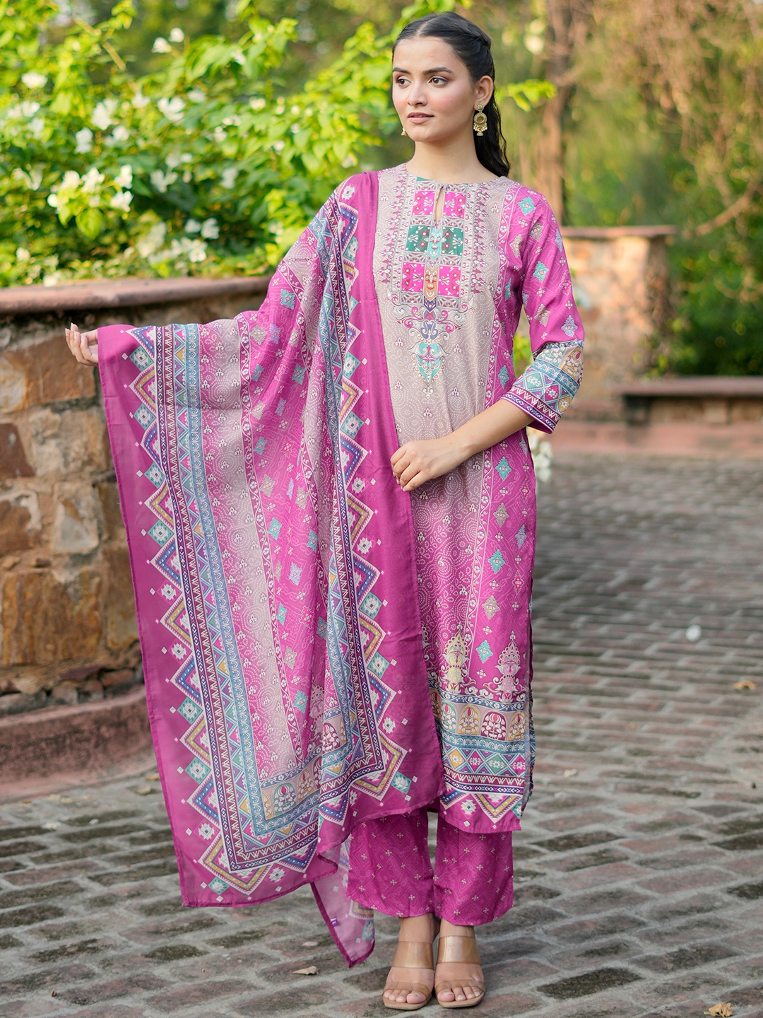 Libas Women Bandhani Printed Regular Sequinned Kurta with Trousers & With Dupatta, Pink
Libas Women Bandhani Printed Regular Sequinned Kurta with Trousers & With Dupatta, Pink