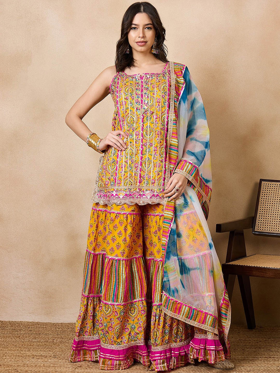 KAVINDI Women Ethnic Motifs Printed Regular Gotta Patti Pure Cotton Kurti with Sharara & With Dupatta, Mustard
KAVINDI Women Ethnic Motifs Printed Regular Gotta Patti Pure Cotton Kurti with Sharara & With Dupatta, Mustard