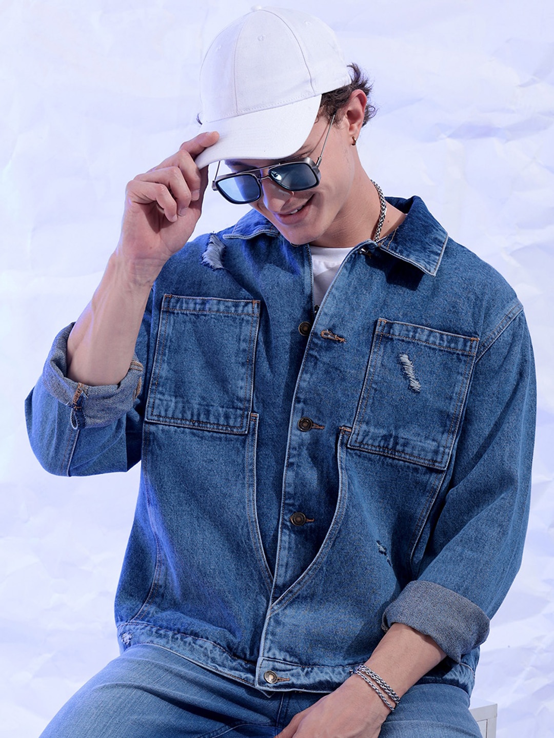 The Indian Garage Co Navy Blue Relaxed Fit Distressed Street Wear Carpenter Denim Jacket
The Indian Garage Co Navy Blue Relaxed Fit Distressed Street Wear Carpenter Denim Jacket