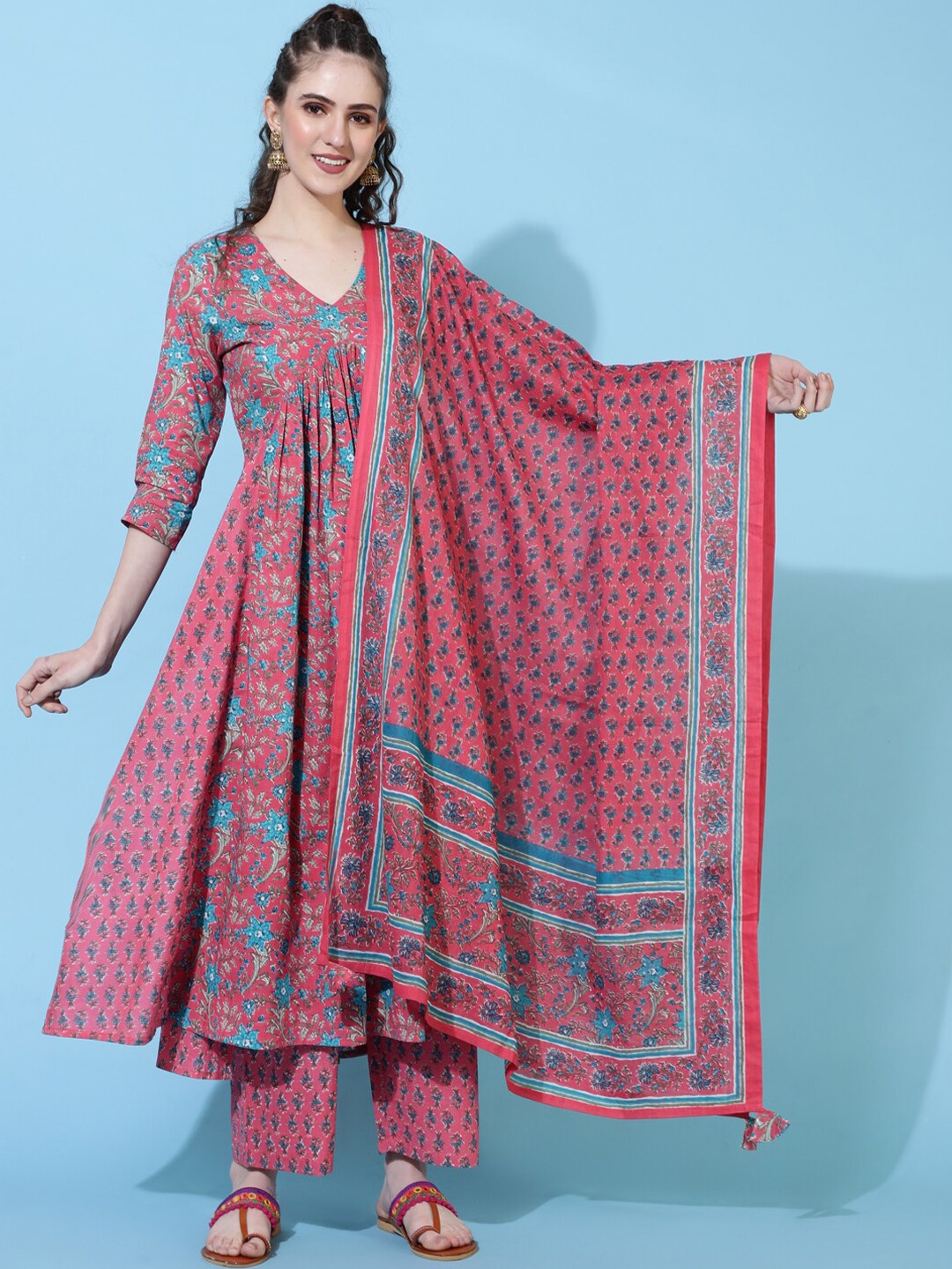 GULMOHAR JAIPUR Women Floral Printed Regular Pure Cotton Kurta with Palazzos & With Dupatta, Pink
GULMOHAR JAIPUR Women Floral Printed Regular Pure Cotton Kurta with Palazzos & With Dupatta, Pink