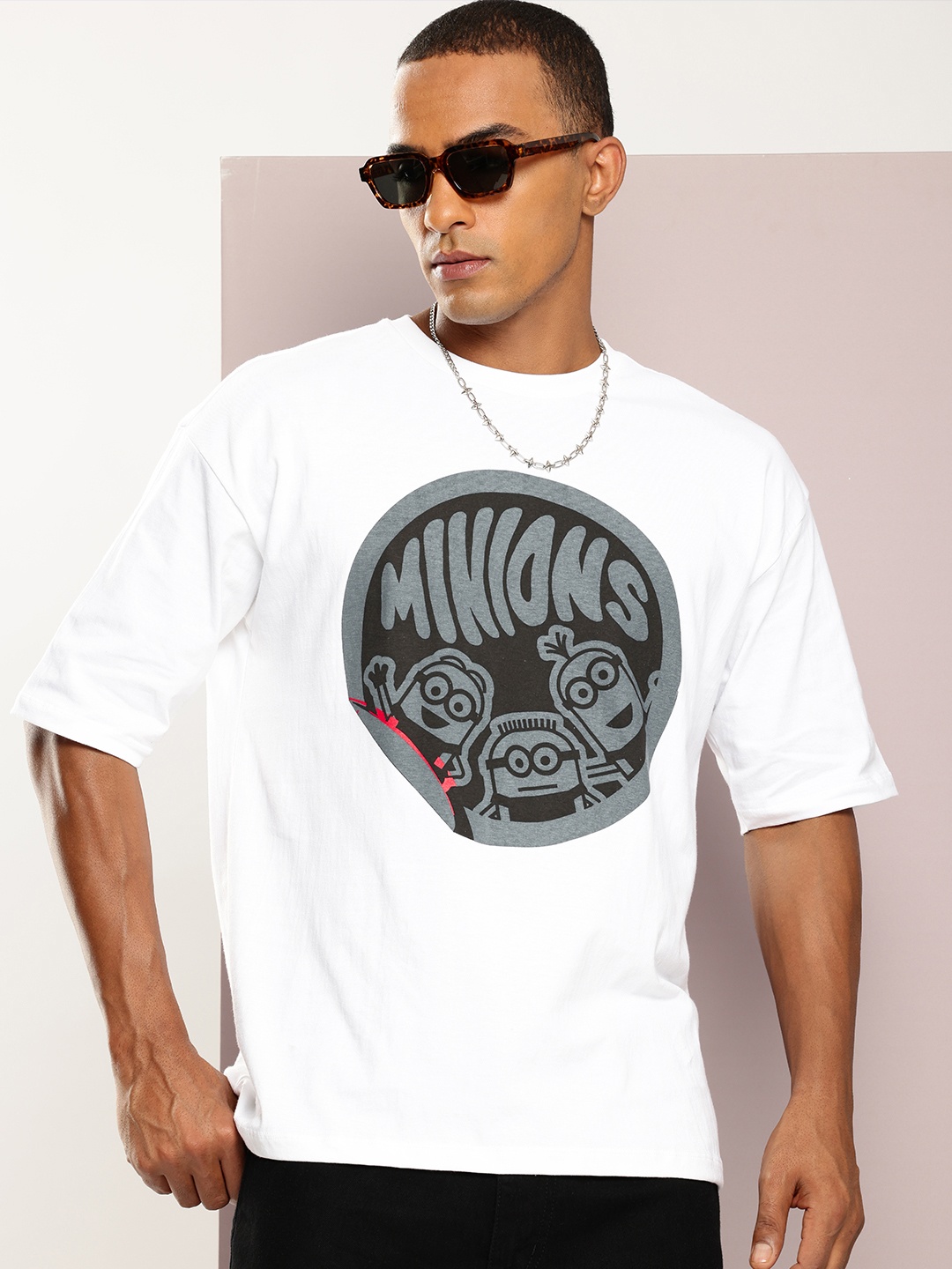 Minions by Kook N Keech Printed Drop-Shoulder Sleeves Pure Cotton Oversized T-shirt, White
Minions by Kook N Keech Printed Drop-Shoulder Sleeves Pure Cotton Oversized T-shirt, White