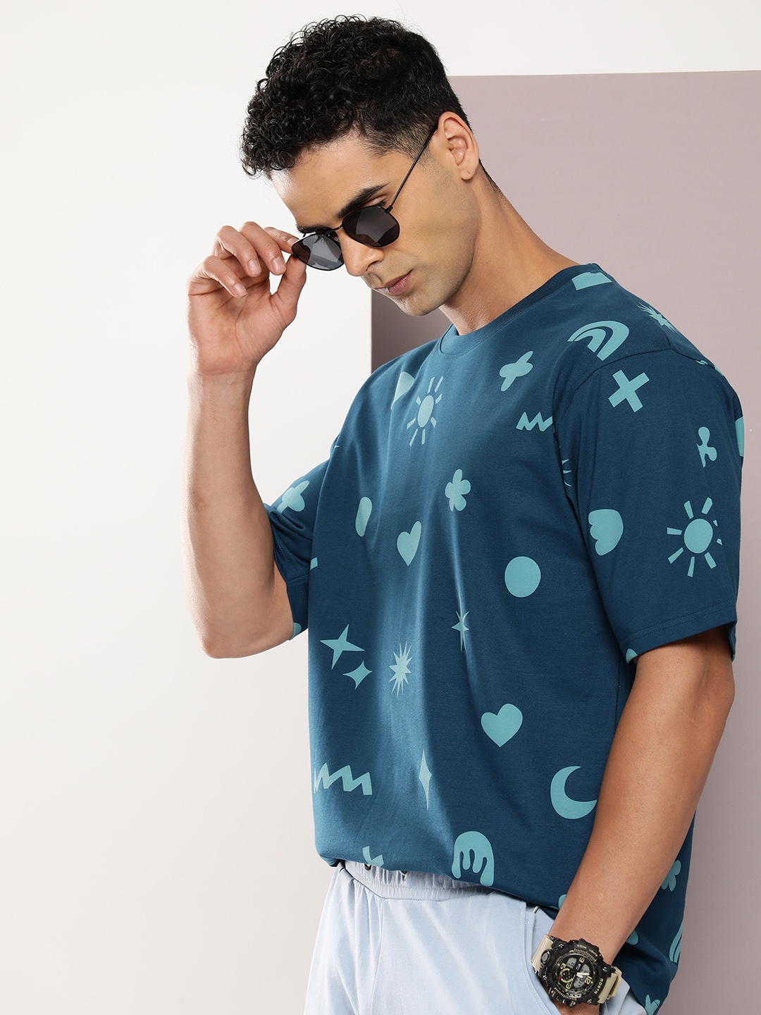 DILLINGER Men Graphic Oversized Printed Drop-Shoulder Sleeves Pure Cotton T-shirt, Blue
DILLINGER Men Graphic Oversized Printed Drop-Shoulder Sleeves Pure Cotton T-shirt, Blue
