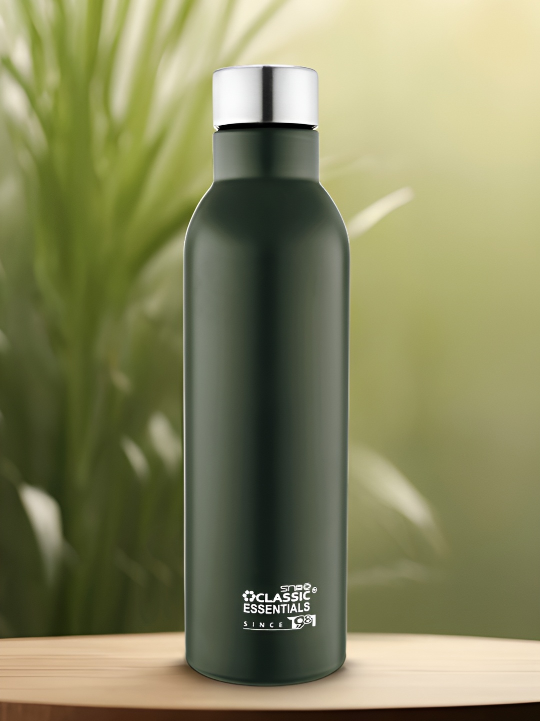 Classic Essentials Olive Green & Silver-Toned Brand Logo Stainless Steel Water Bottle 1l
Classic Essentials Olive Green & Silver-Toned Brand Logo Stainless Steel Water Bottle 1l