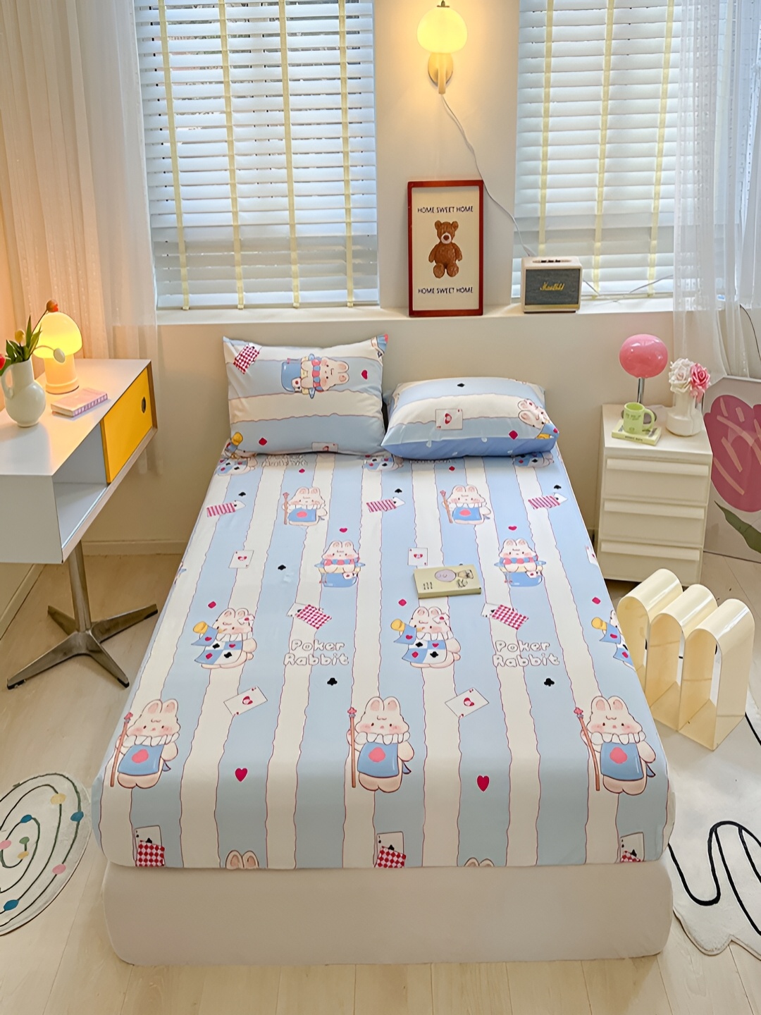 JC HOME White Cartoon Characters Cotton Fitted 210 TC Single Bedsheet & Pillow Cover
JC HOME White Cartoon Characters Cotton Fitted 210 TC Single Bedsheet & Pillow Cover