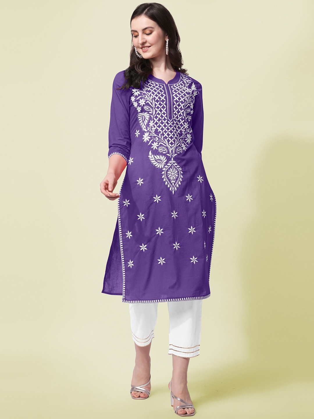 KALINI Ethnic Motifs Embroidered Pure Cotton Chikankari Pure Cotton Kurta With Trouser, Purple
KALINI Ethnic Motifs Embroidered Pure Cotton Chikankari Pure Cotton Kurta With Trouser, Purple