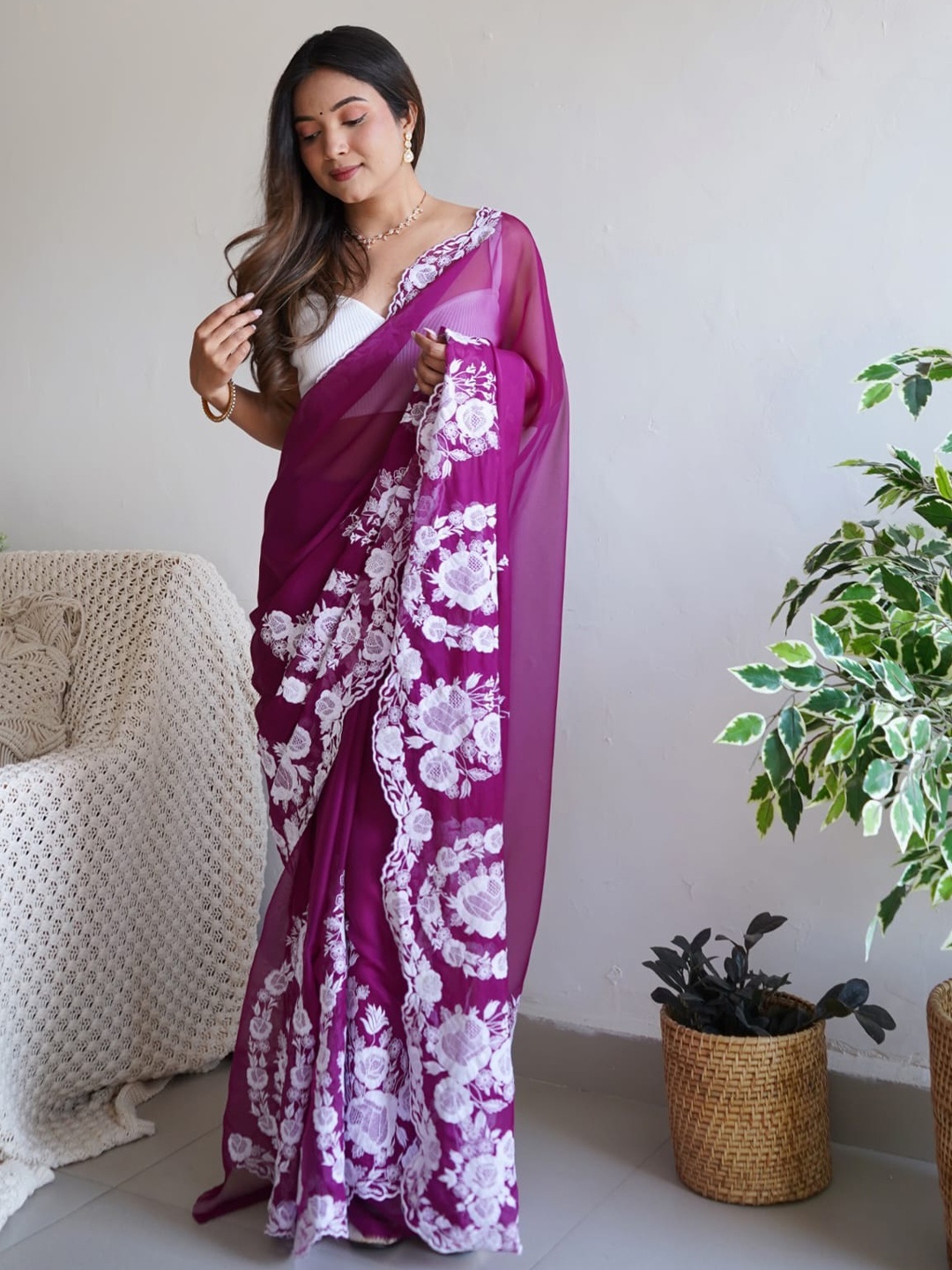 JATRIQQ Embroidered Organza Saree, Purple