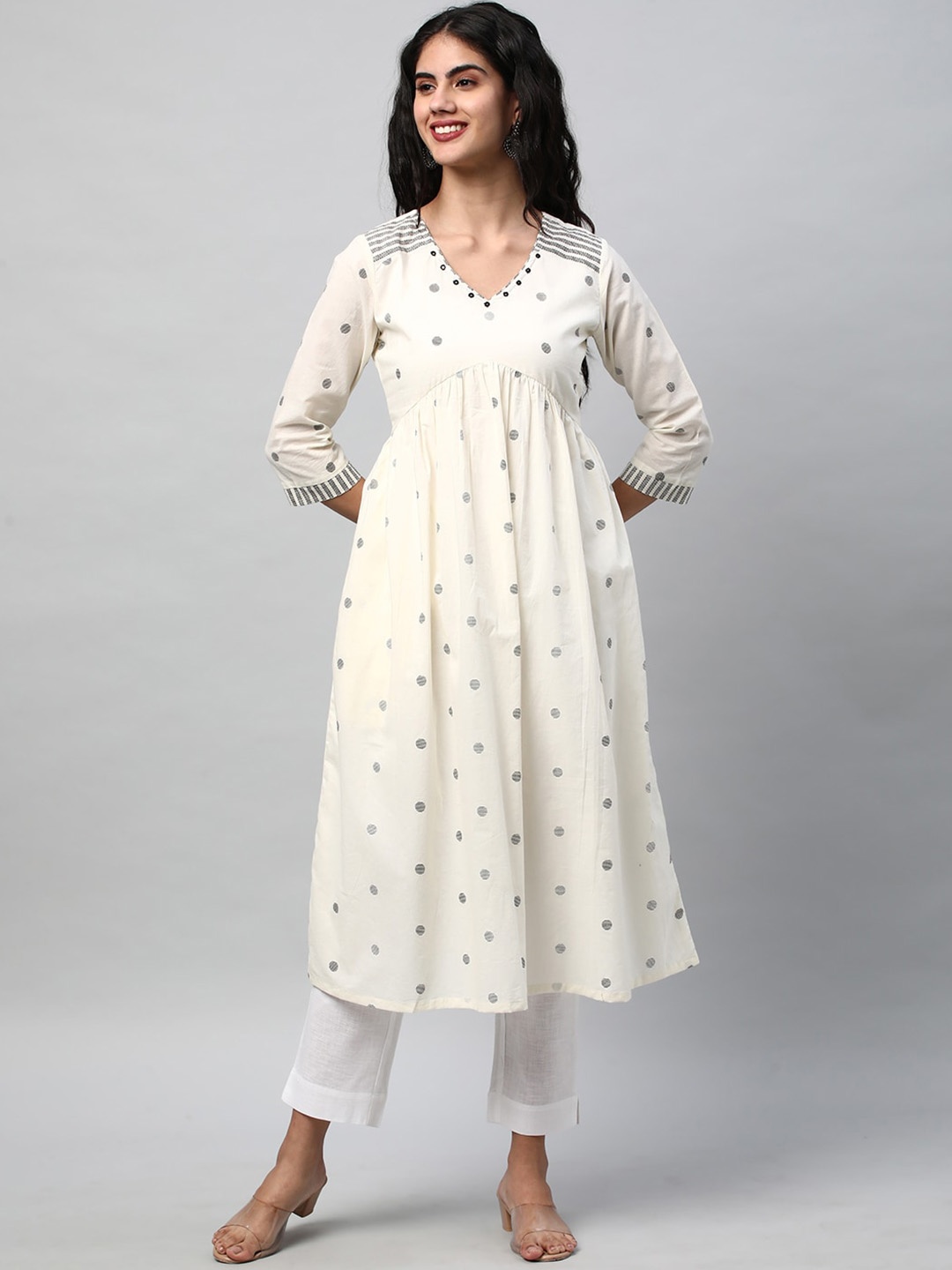 KAMI KUBI Ethnic Motifs Printed Mirror Work Pure Cotton White Romance Kurta, Off white
KAMI KUBI Ethnic Motifs Printed Mirror Work Pure Cotton White Romance Kurta, Off white