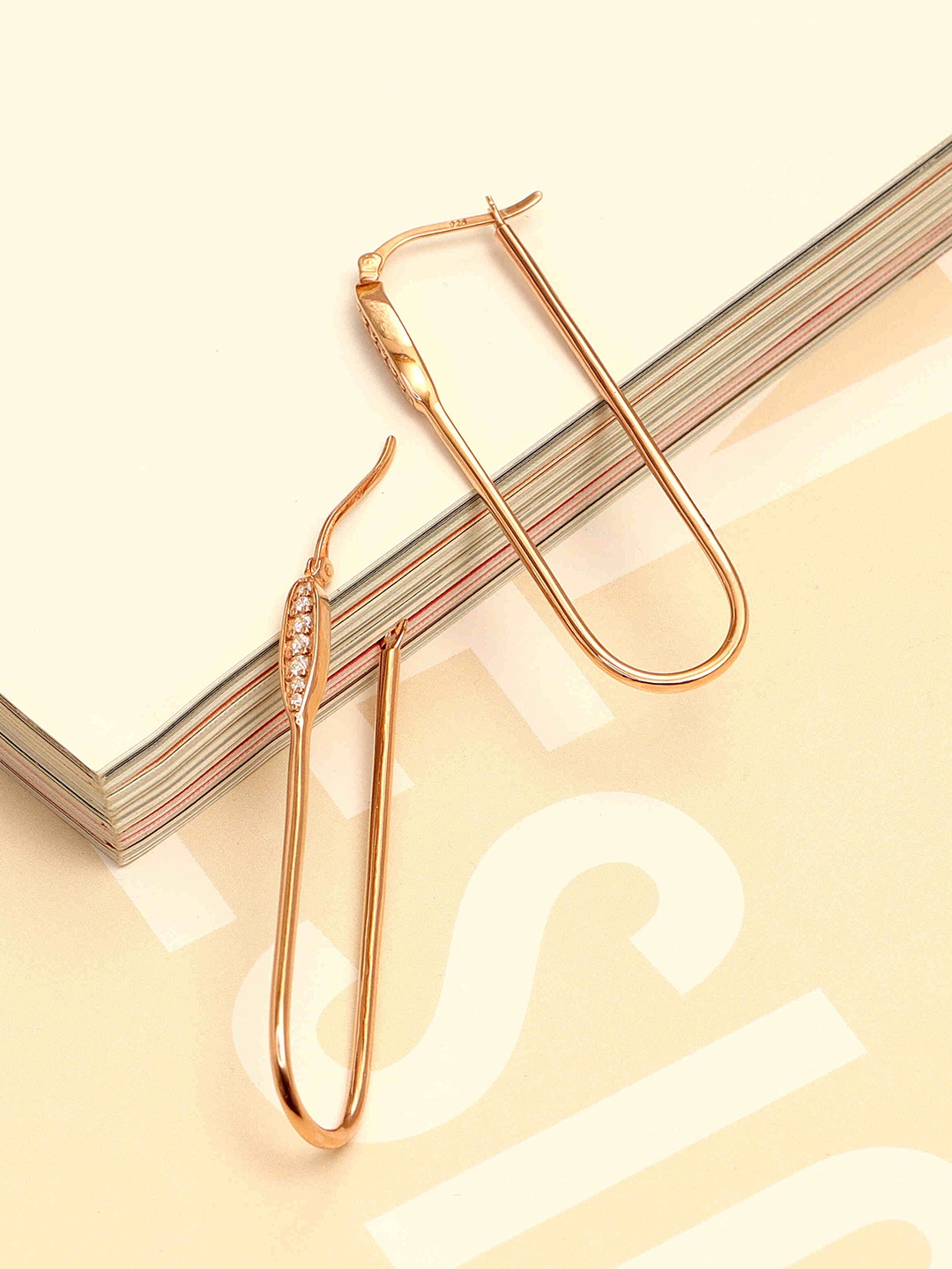 LeCalla 925 Sterling Silver Rose Gold-Plated Contemporary Hoop Earrings
LeCalla 925 Sterling Silver Rose Gold-Plated Contemporary Hoop Earrings
