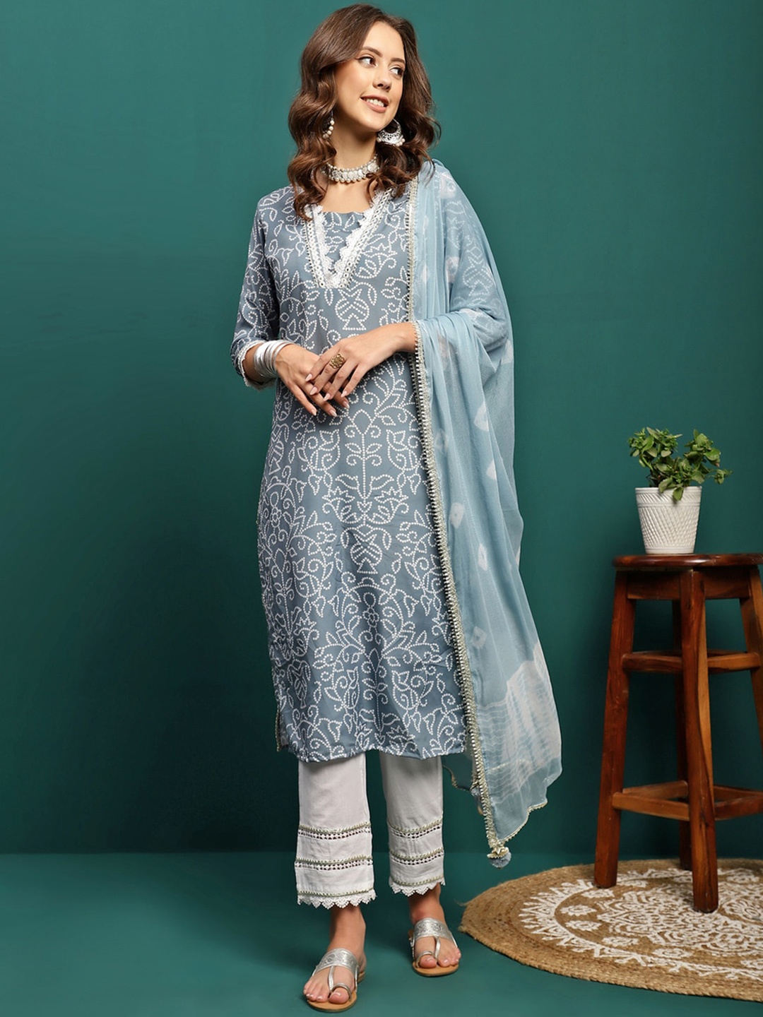 Sangria Bandhani Printed & Embroidered Straight Kurta With Trouser & Dupatta Set, Grey
Sangria Bandhani Printed & Embroidered Straight Kurta With Trouser & Dupatta Set, Grey