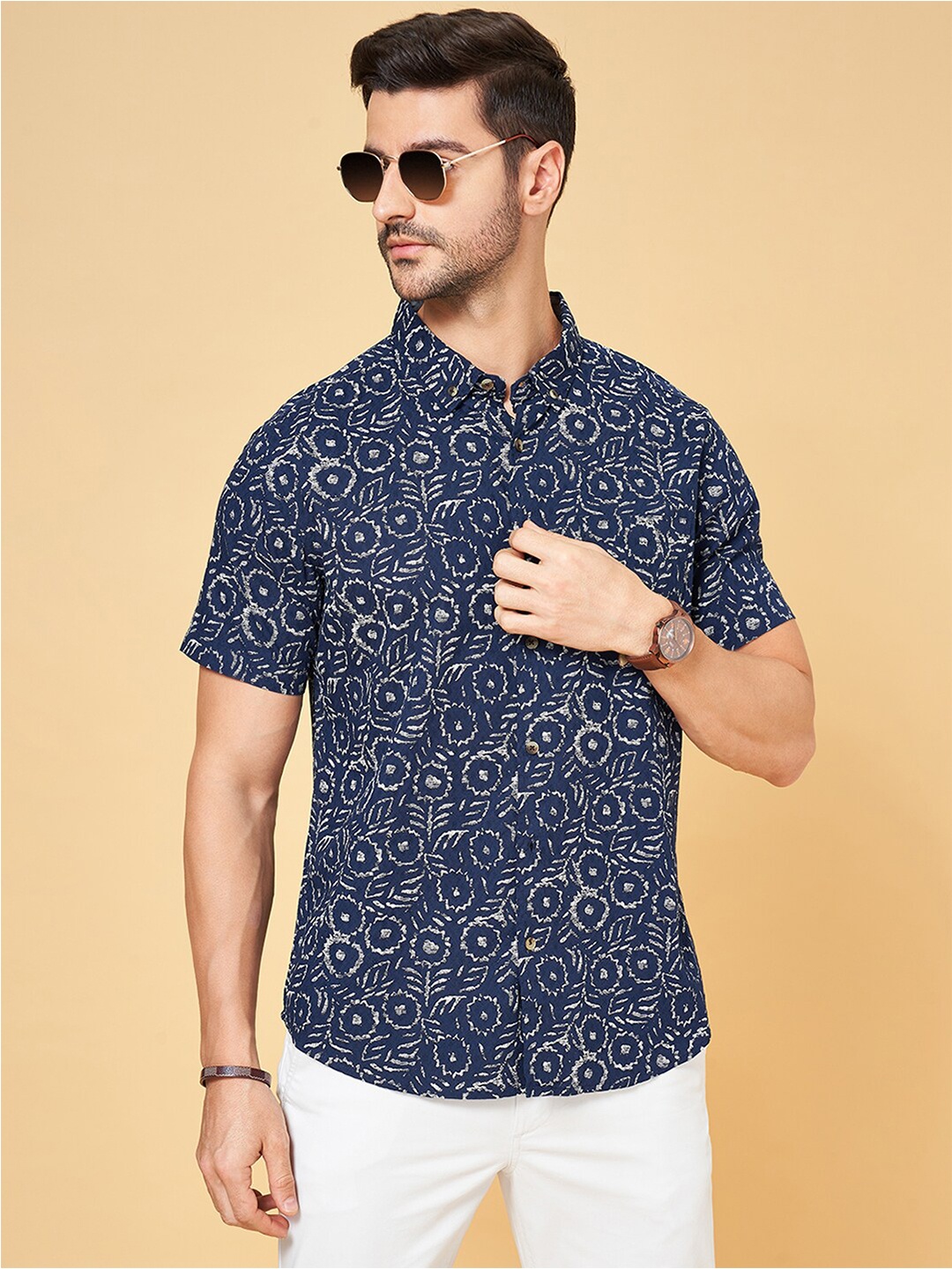 BYFORD by Pantaloons Geometric Printed Cotton Button-Down Collar Opaque Casual Shirt, Blue
BYFORD by Pantaloons Geometric Printed Cotton Button-Down Collar Opaque Casual Shirt, Blue